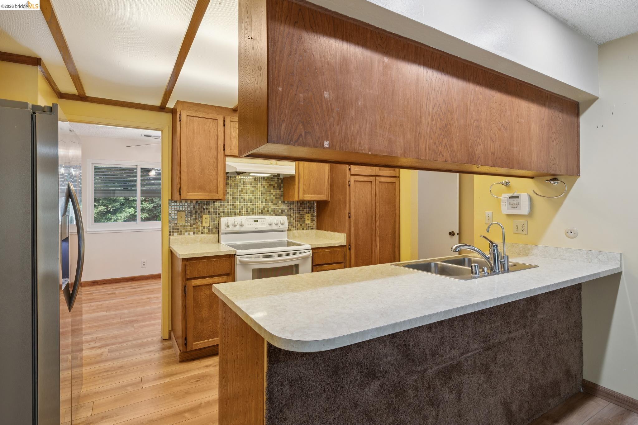1112 Kelvin Road