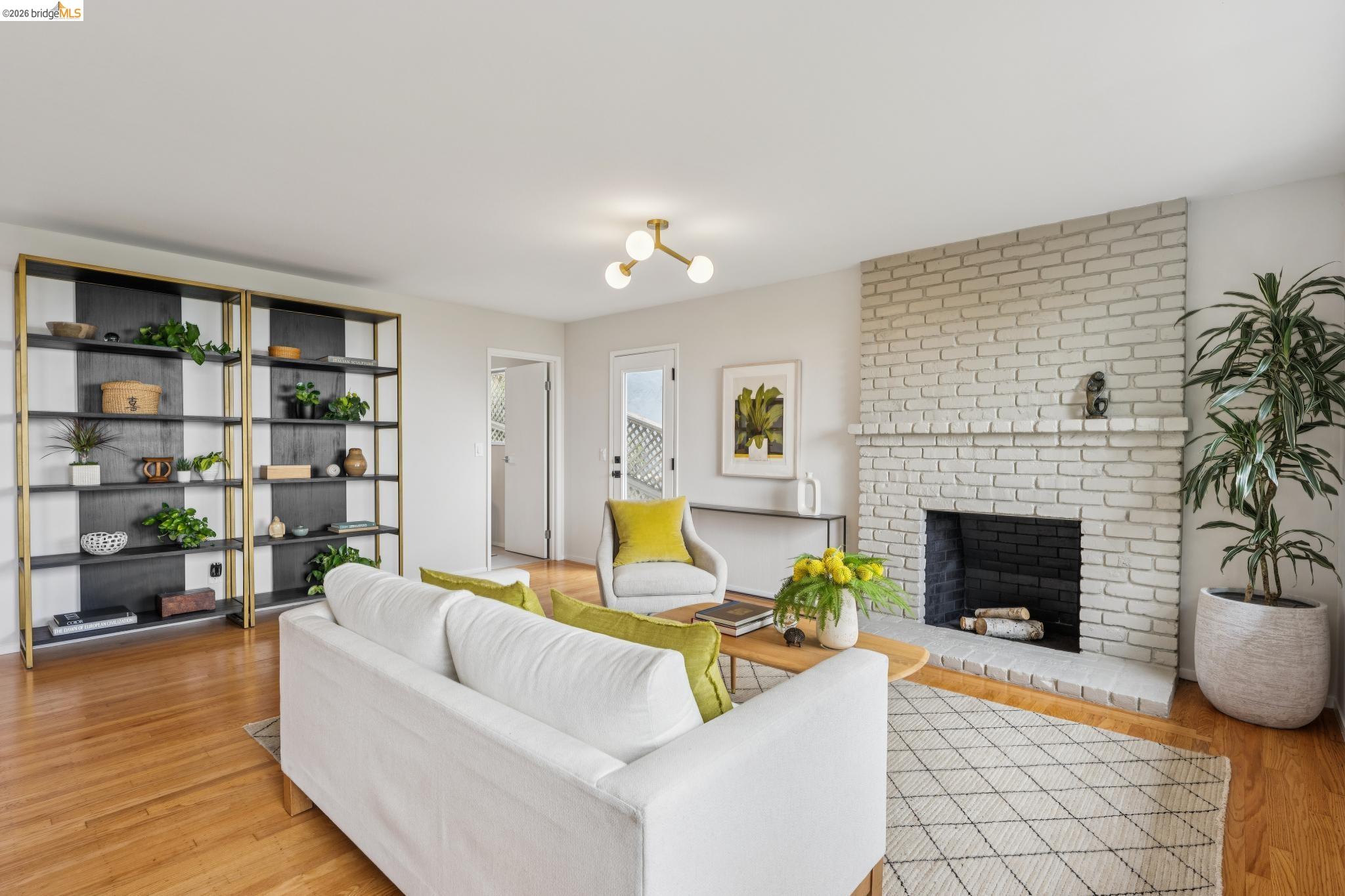 222 Cambridge Ave