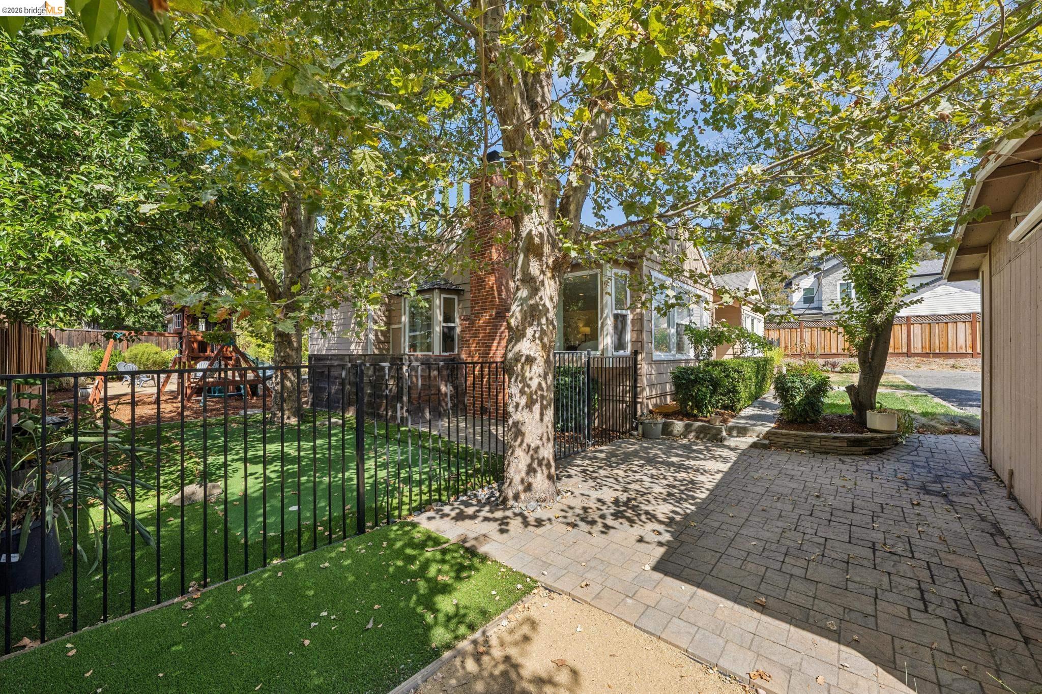 2151 Pleasant Hill Rd