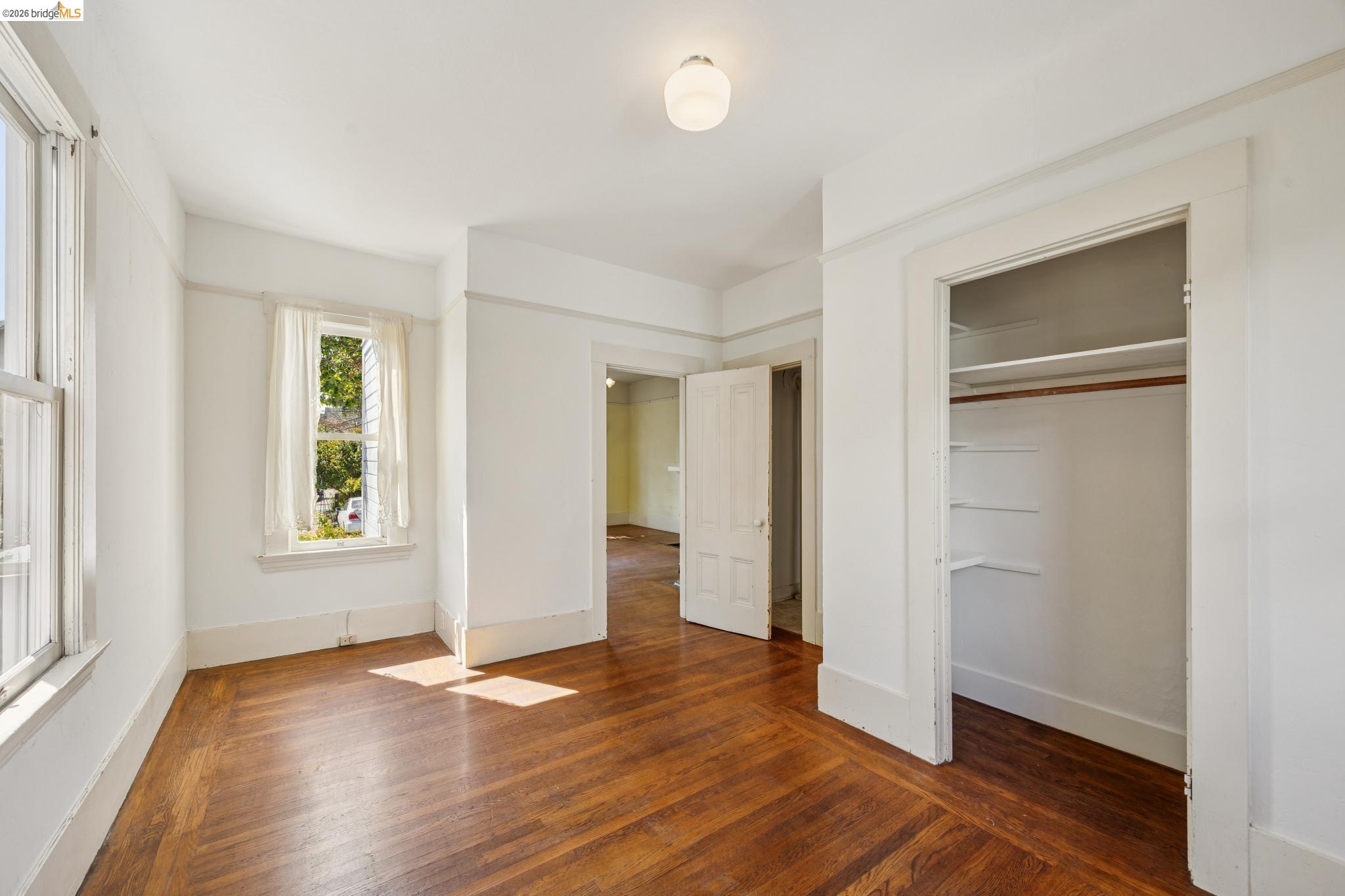 1711-A, Milvia St