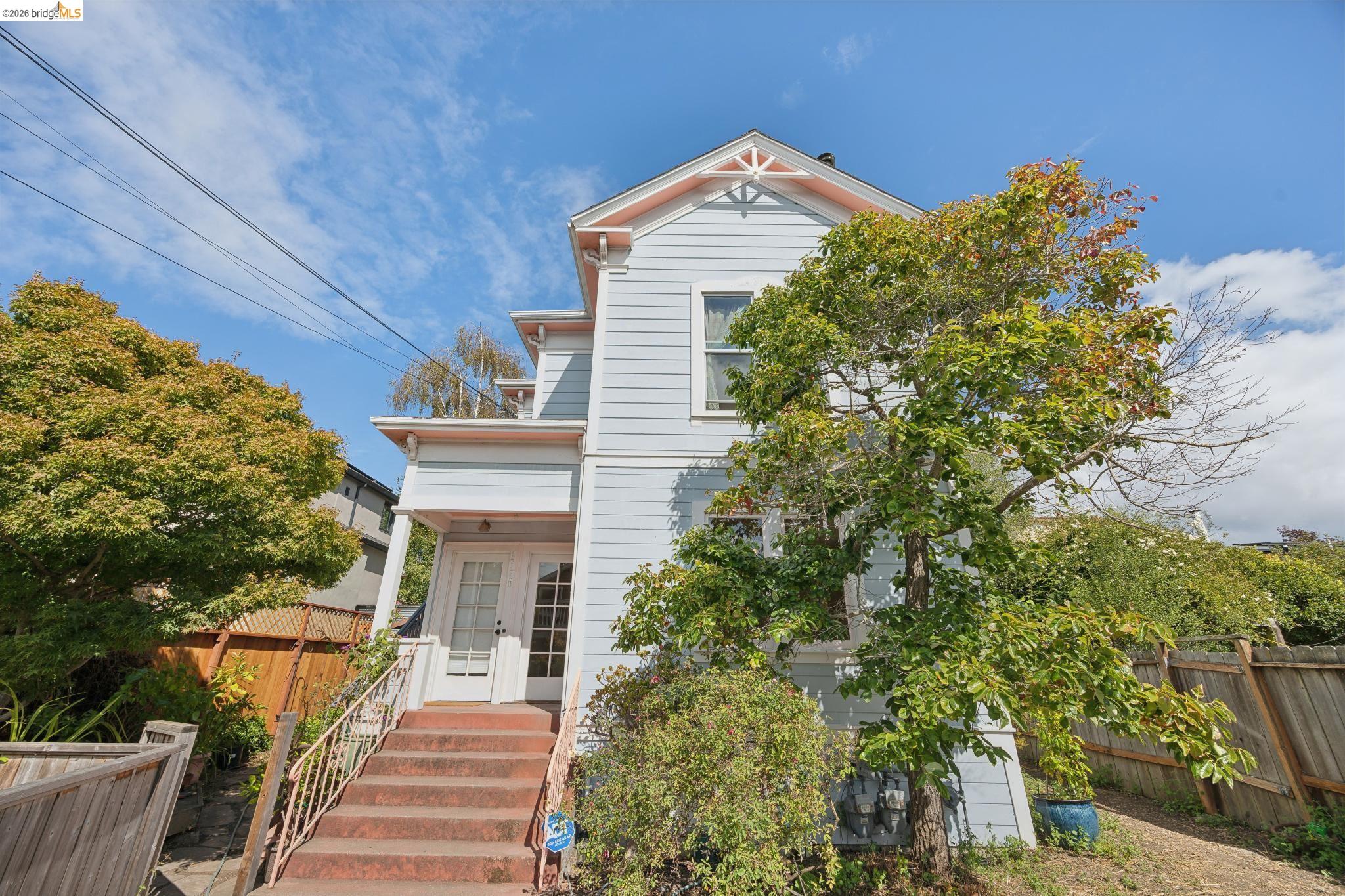 1711-A, Milvia St
