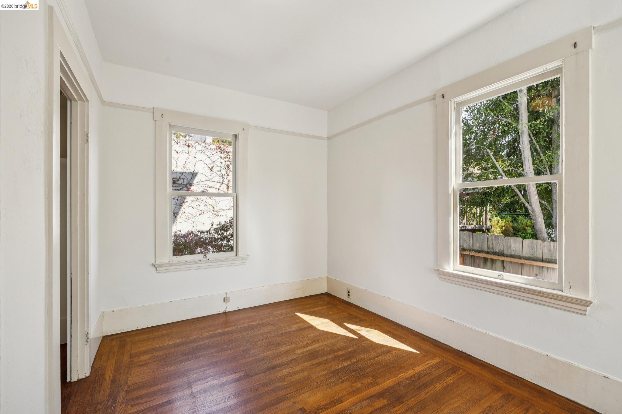 1711-A, Milvia St