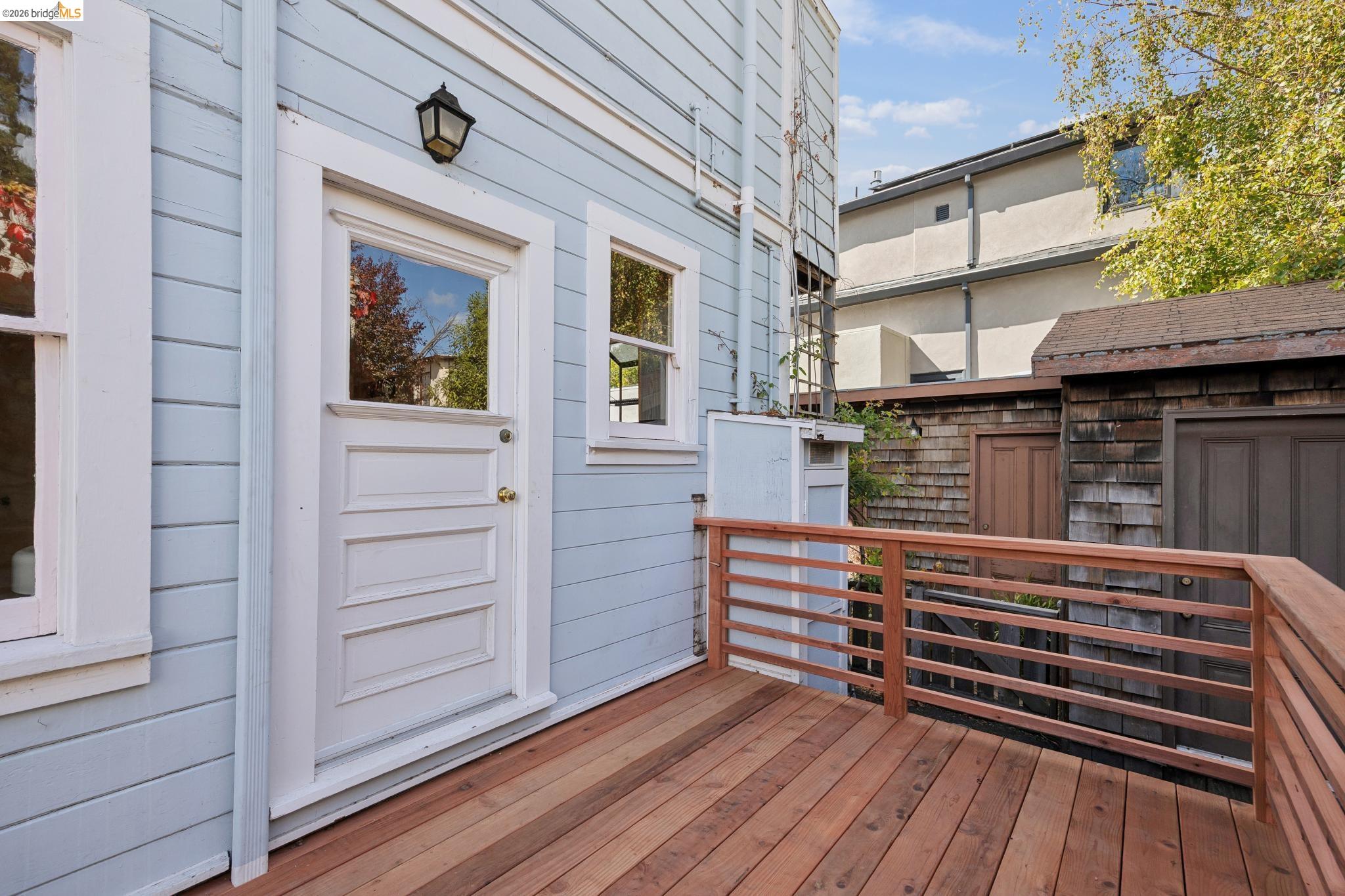 1711-A, Milvia St