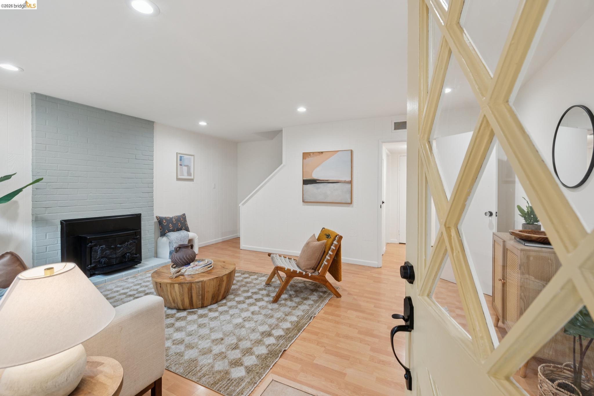 3323 Pinole Valley Rd