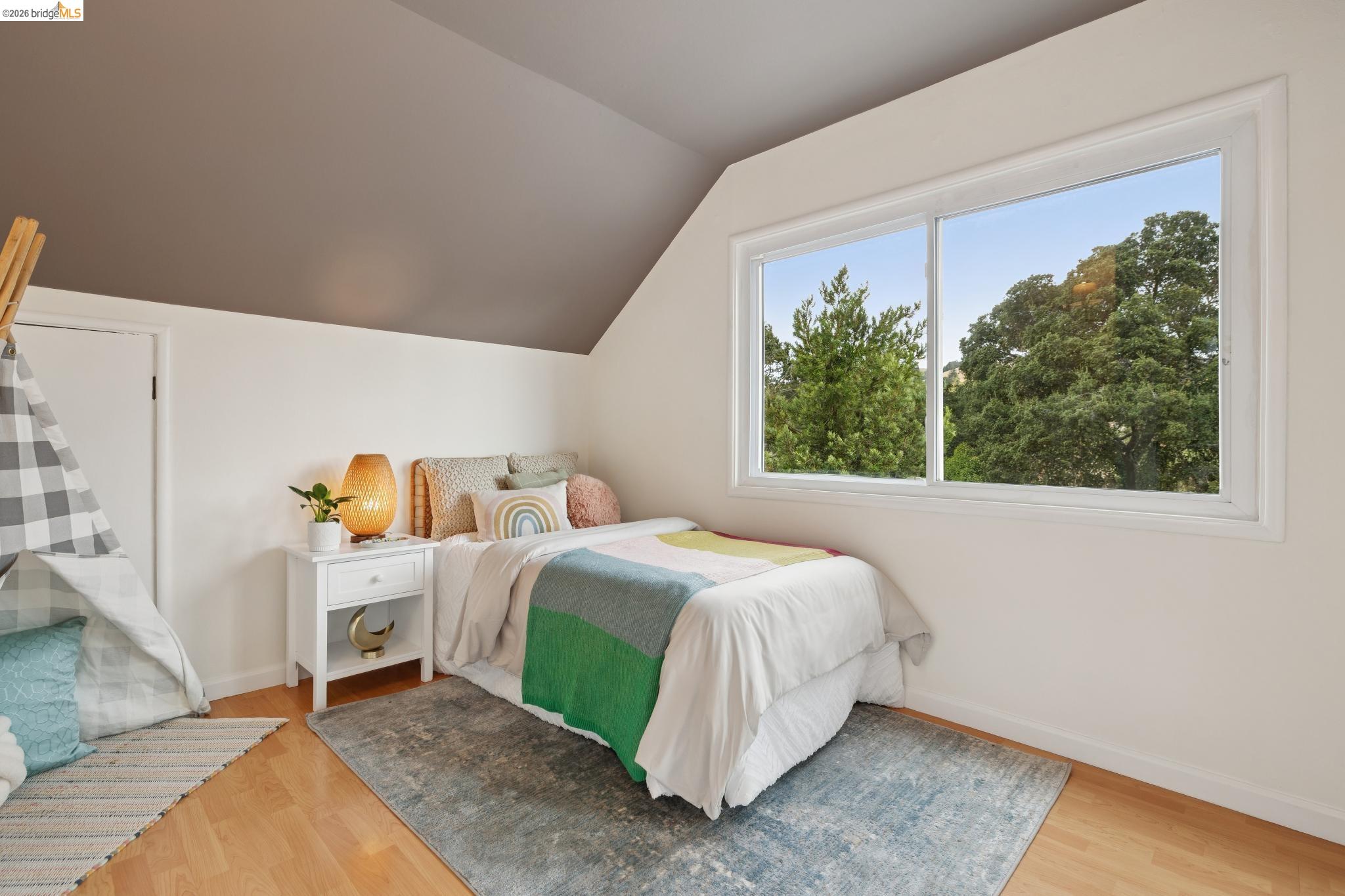 3323 Pinole Valley Rd