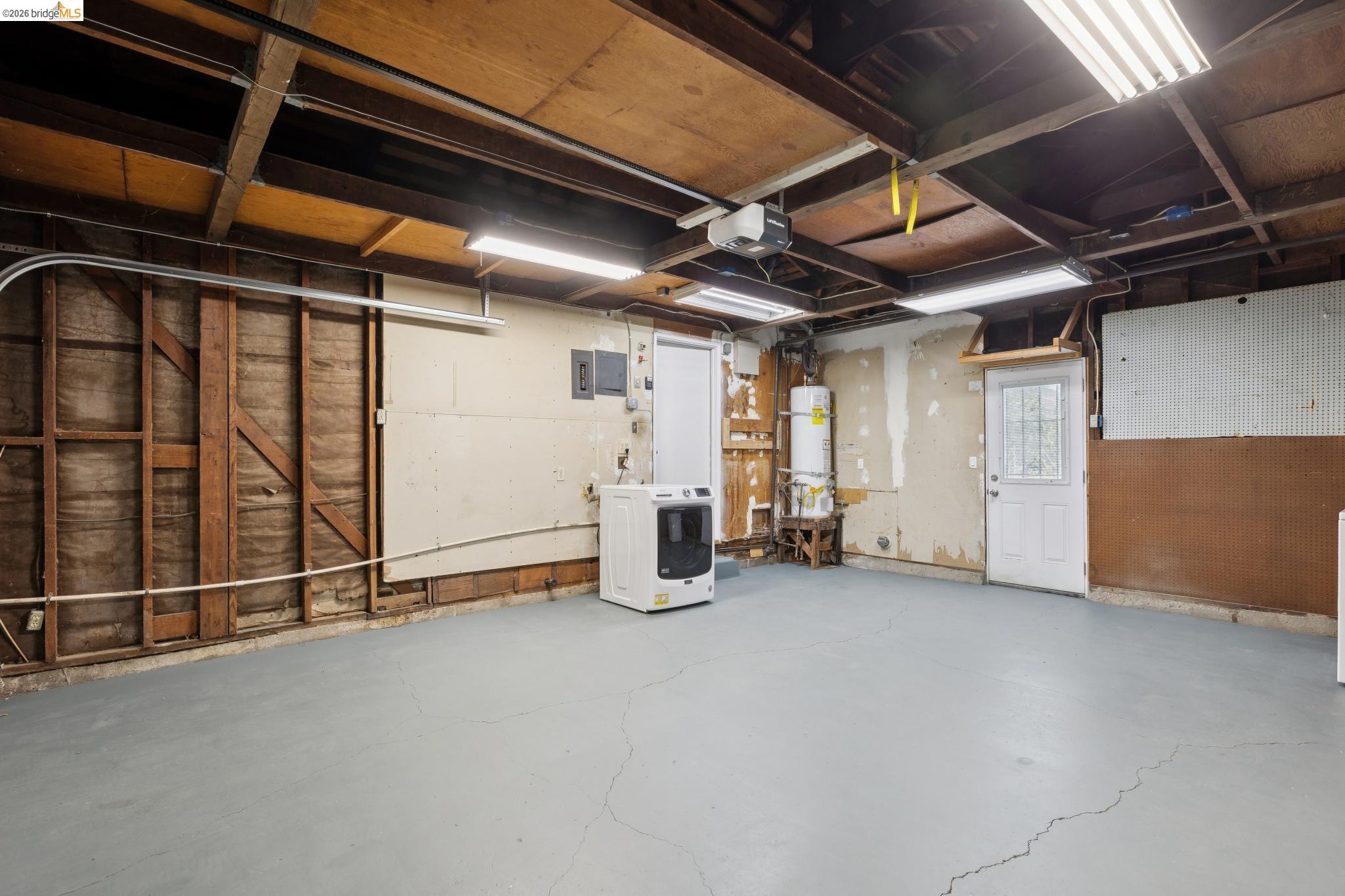 3323 Pinole Valley Rd