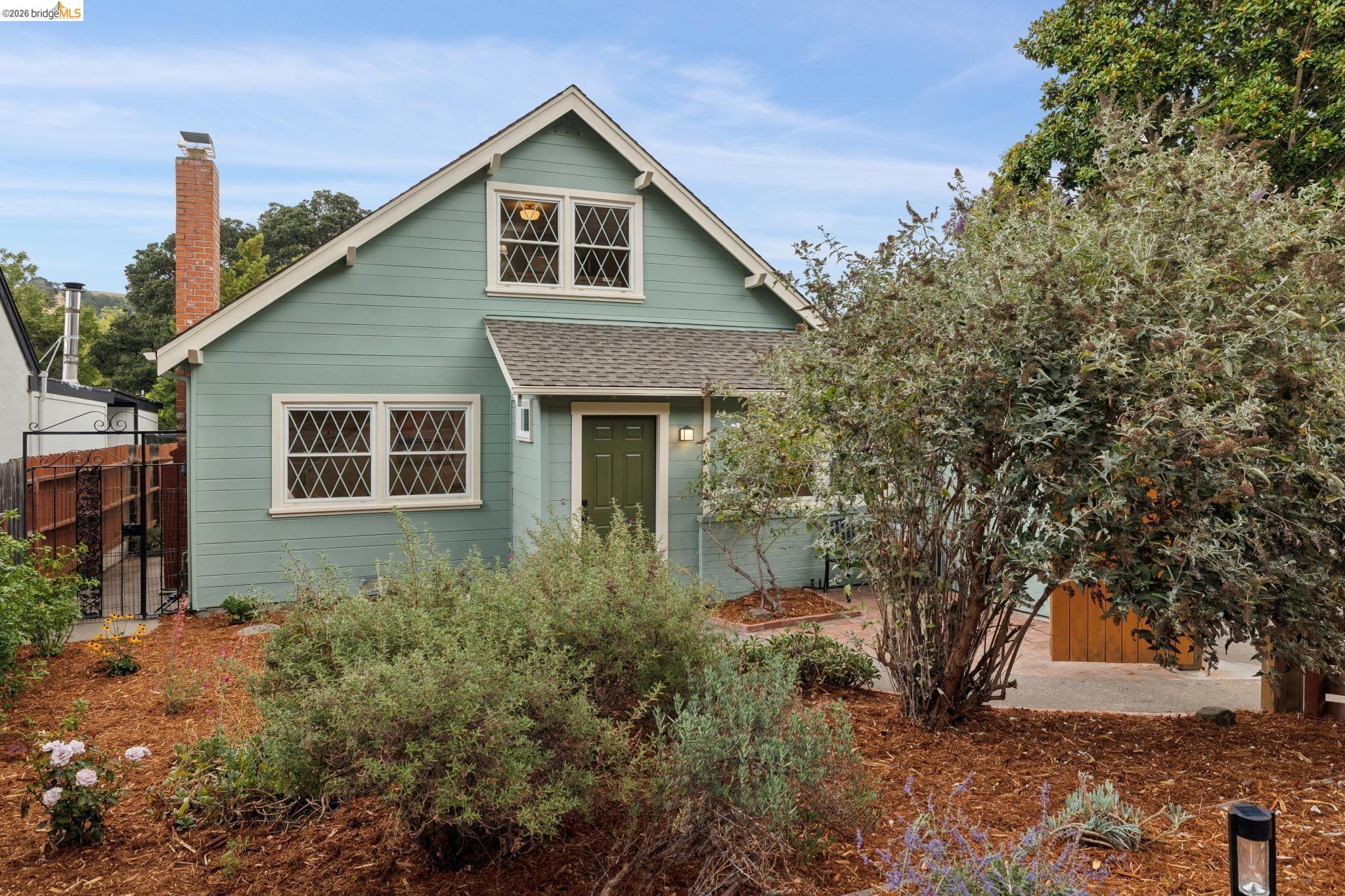 3323 Pinole Valley Rd