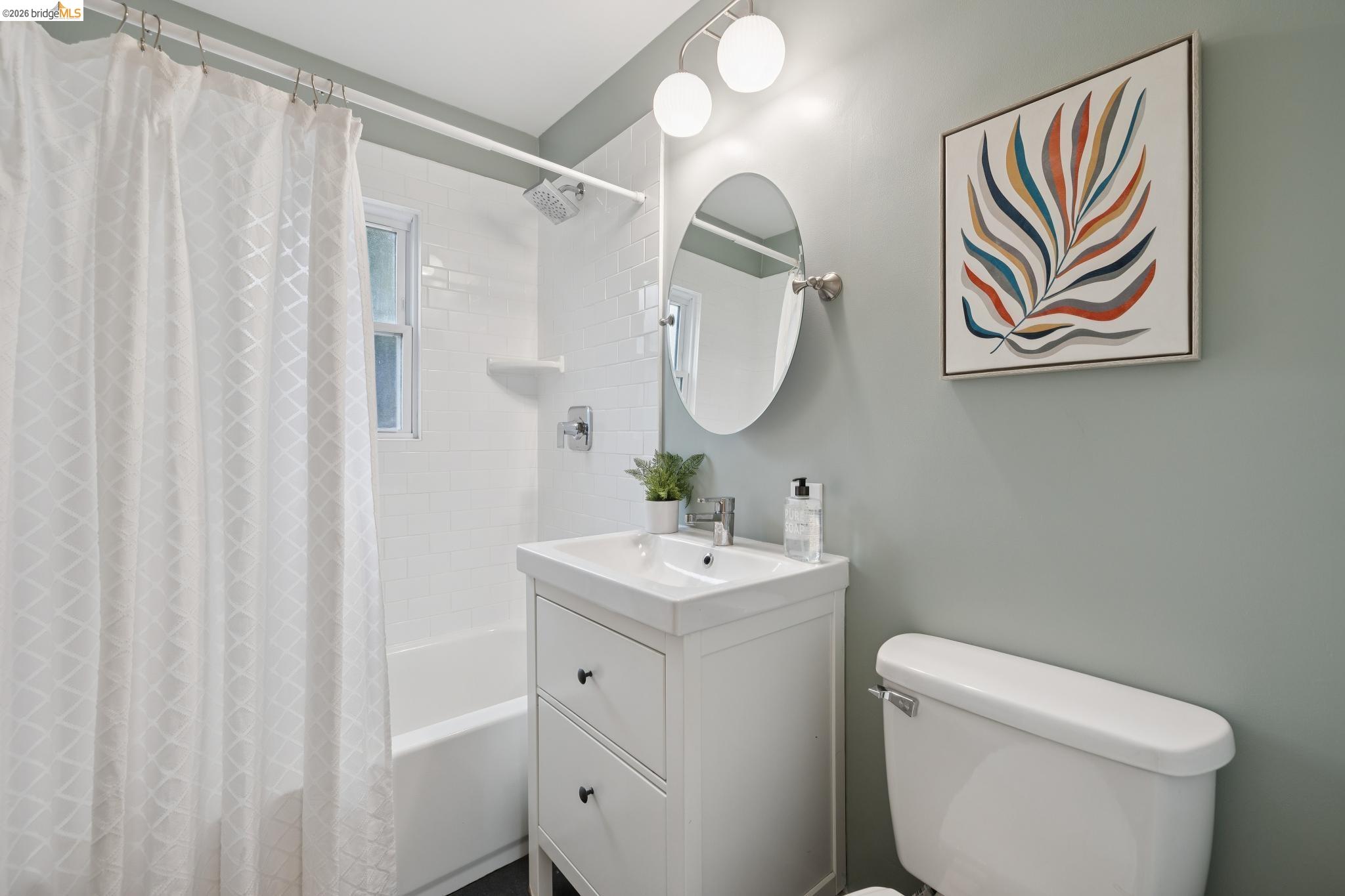 3323 Pinole Valley Rd