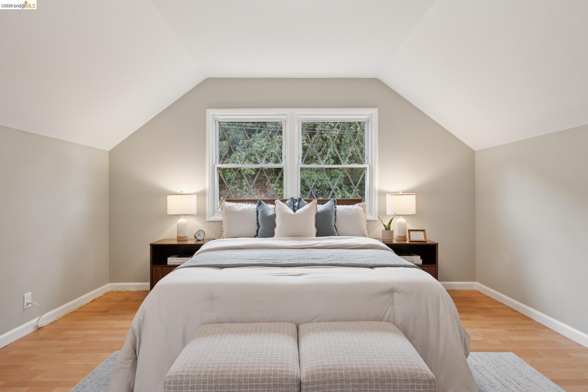 3323 Pinole Valley Rd