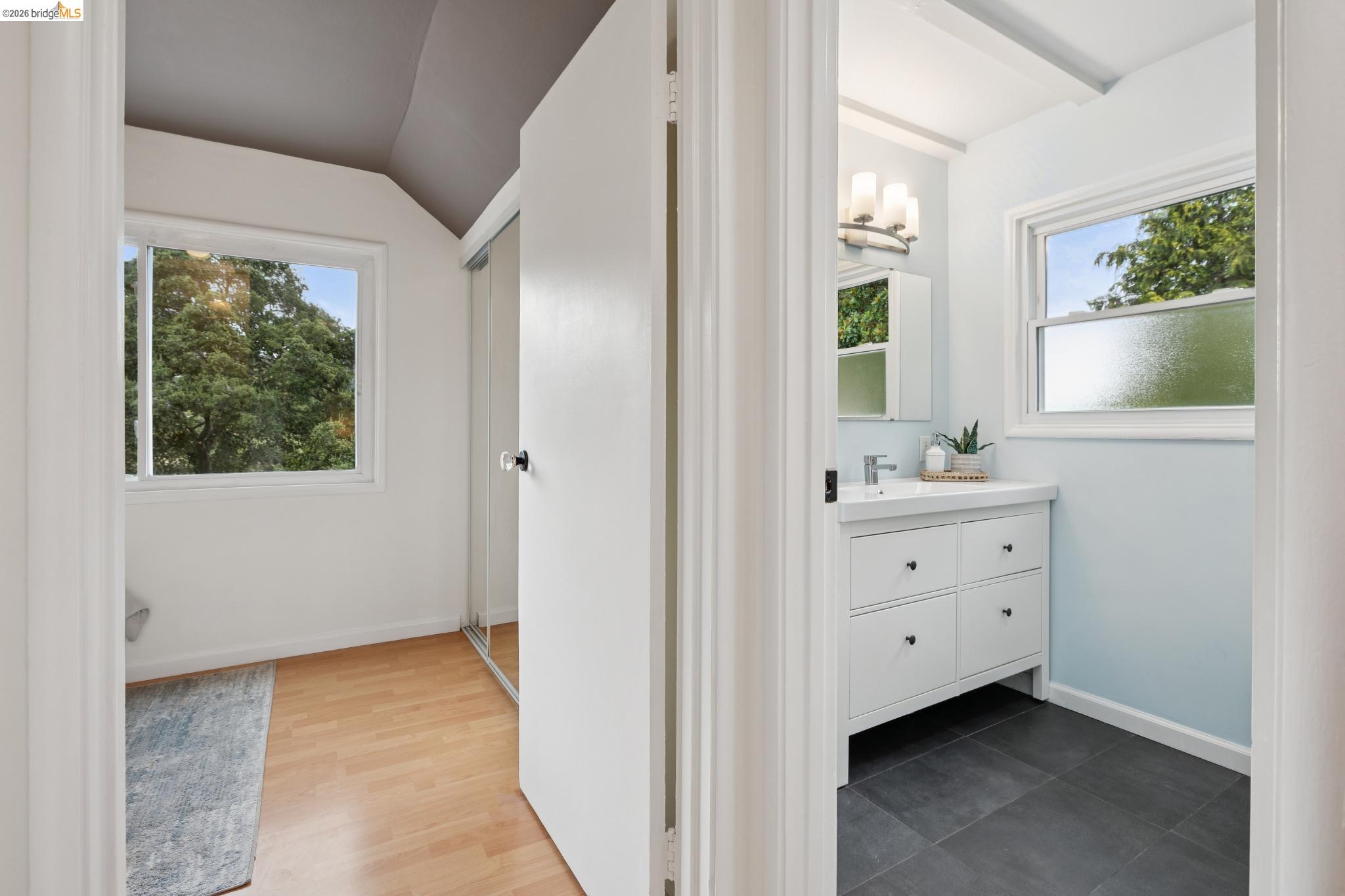 3323 Pinole Valley Rd