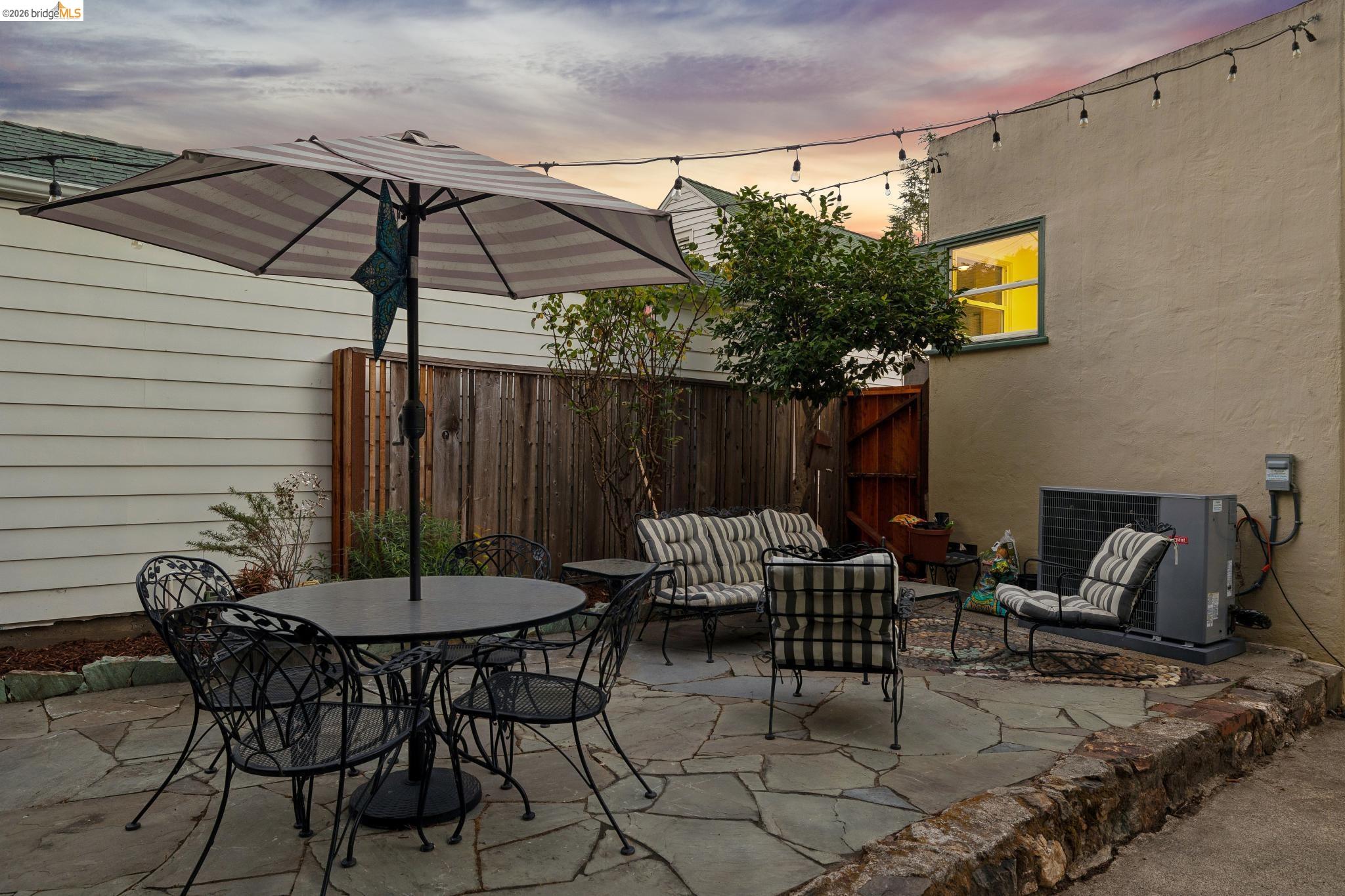 3530 Victor Ave