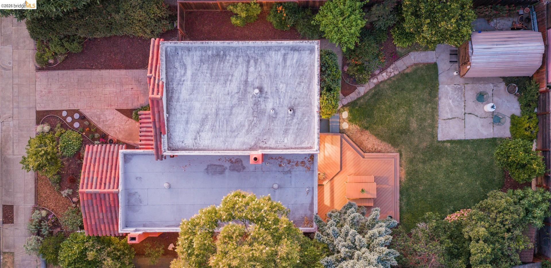 3044 Dakota St