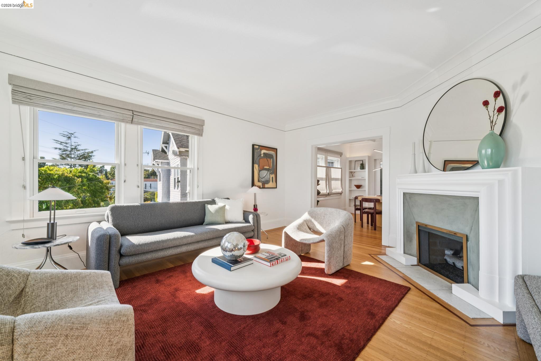 342 Elwood Ave