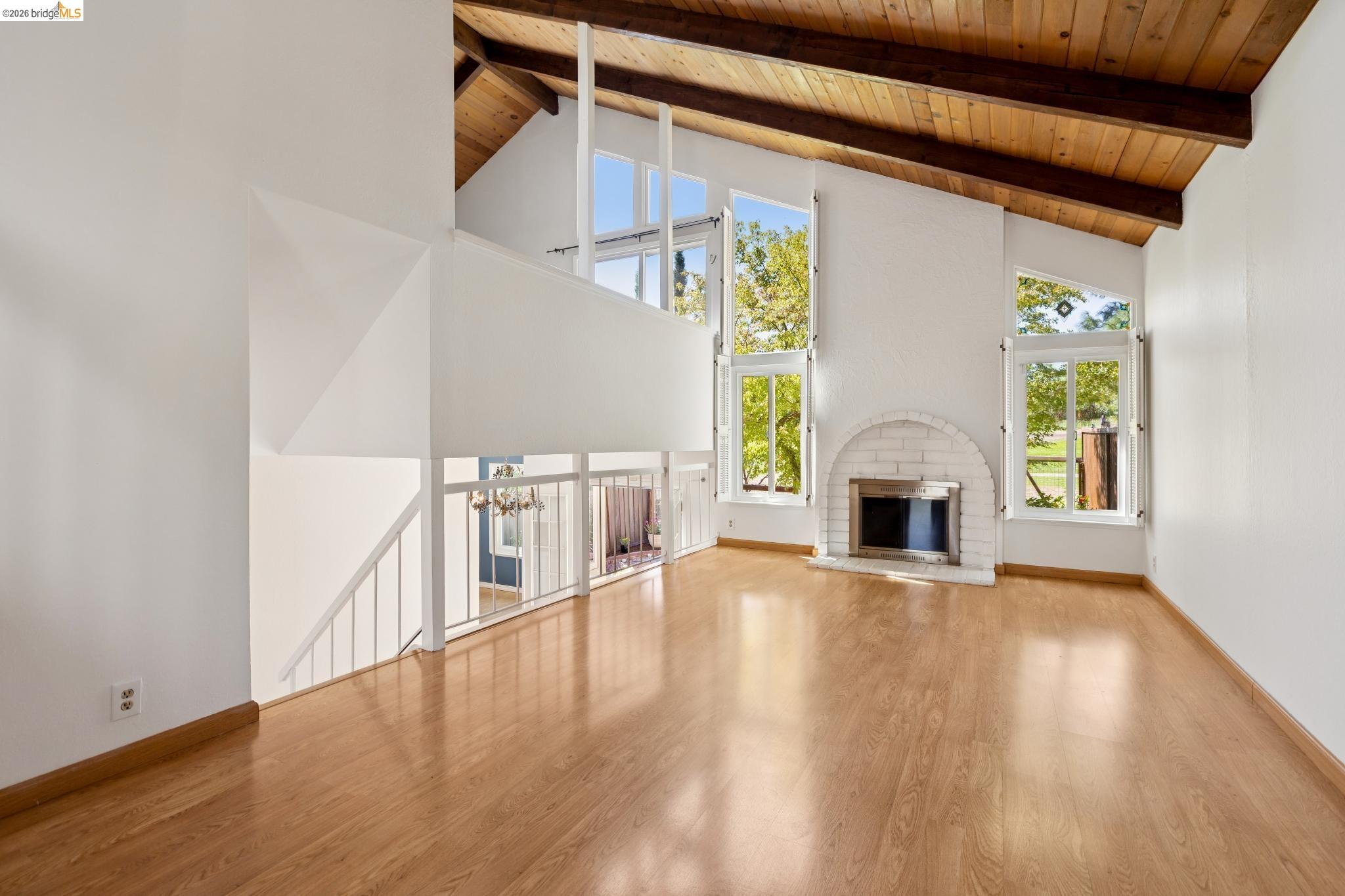 345 Kinross Dr.