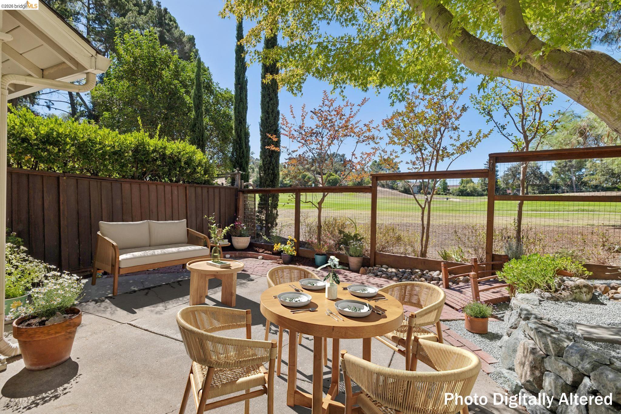 345 Kinross Dr.