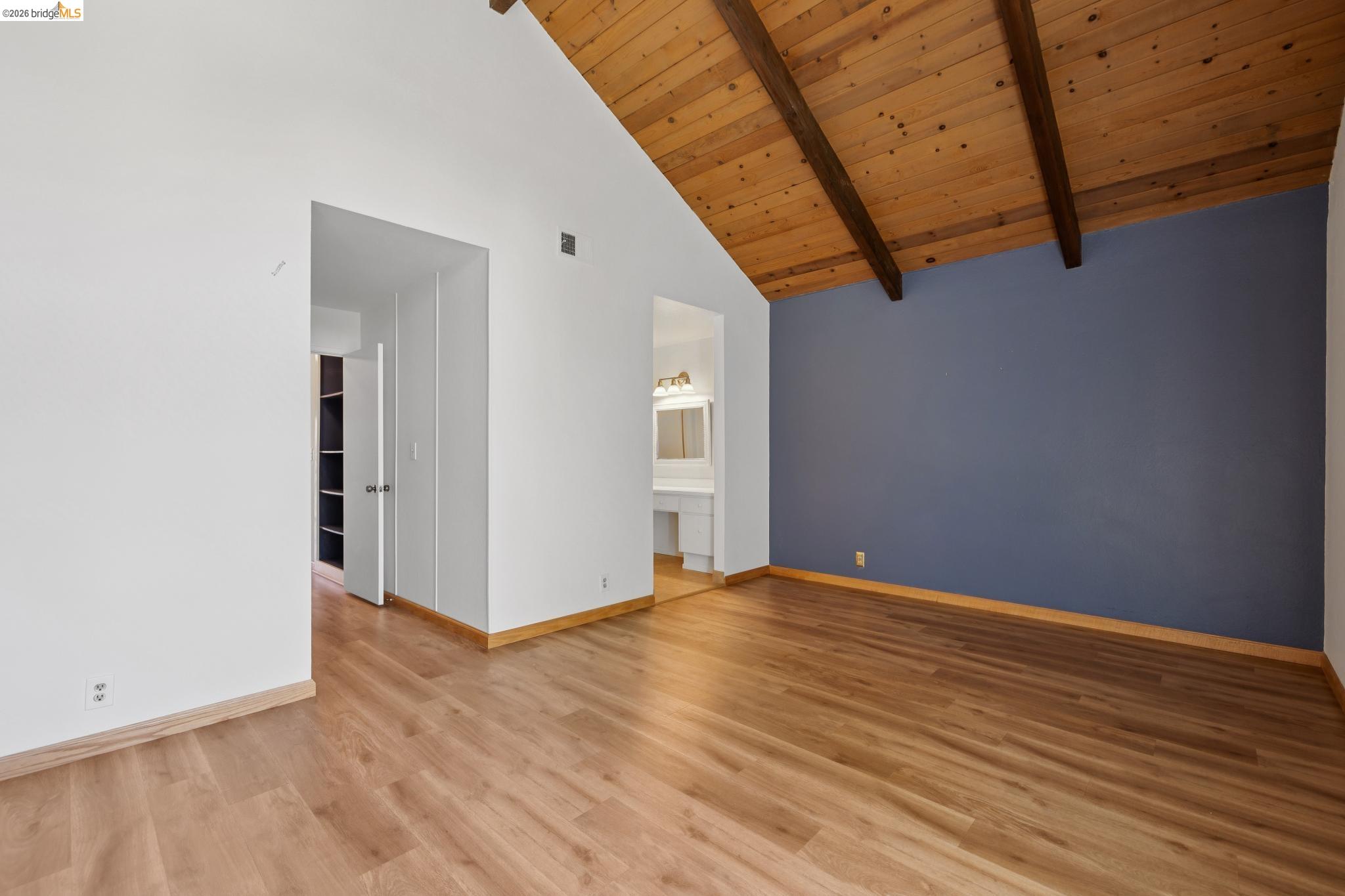 345 Kinross Dr.