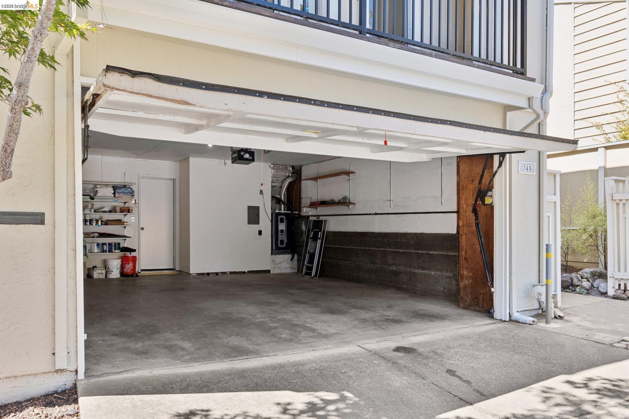 345 Kinross Dr.