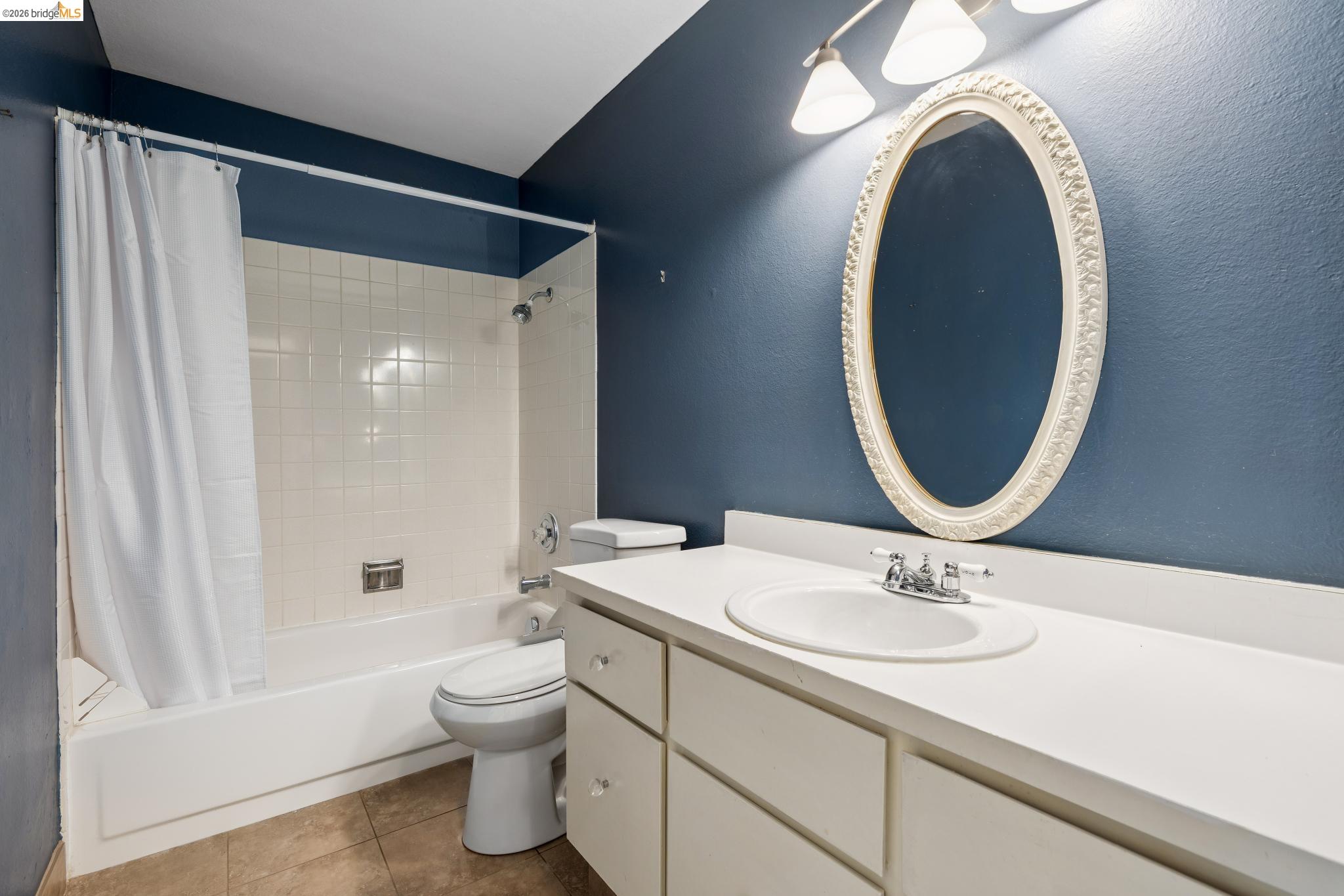 345 Kinross Dr.
