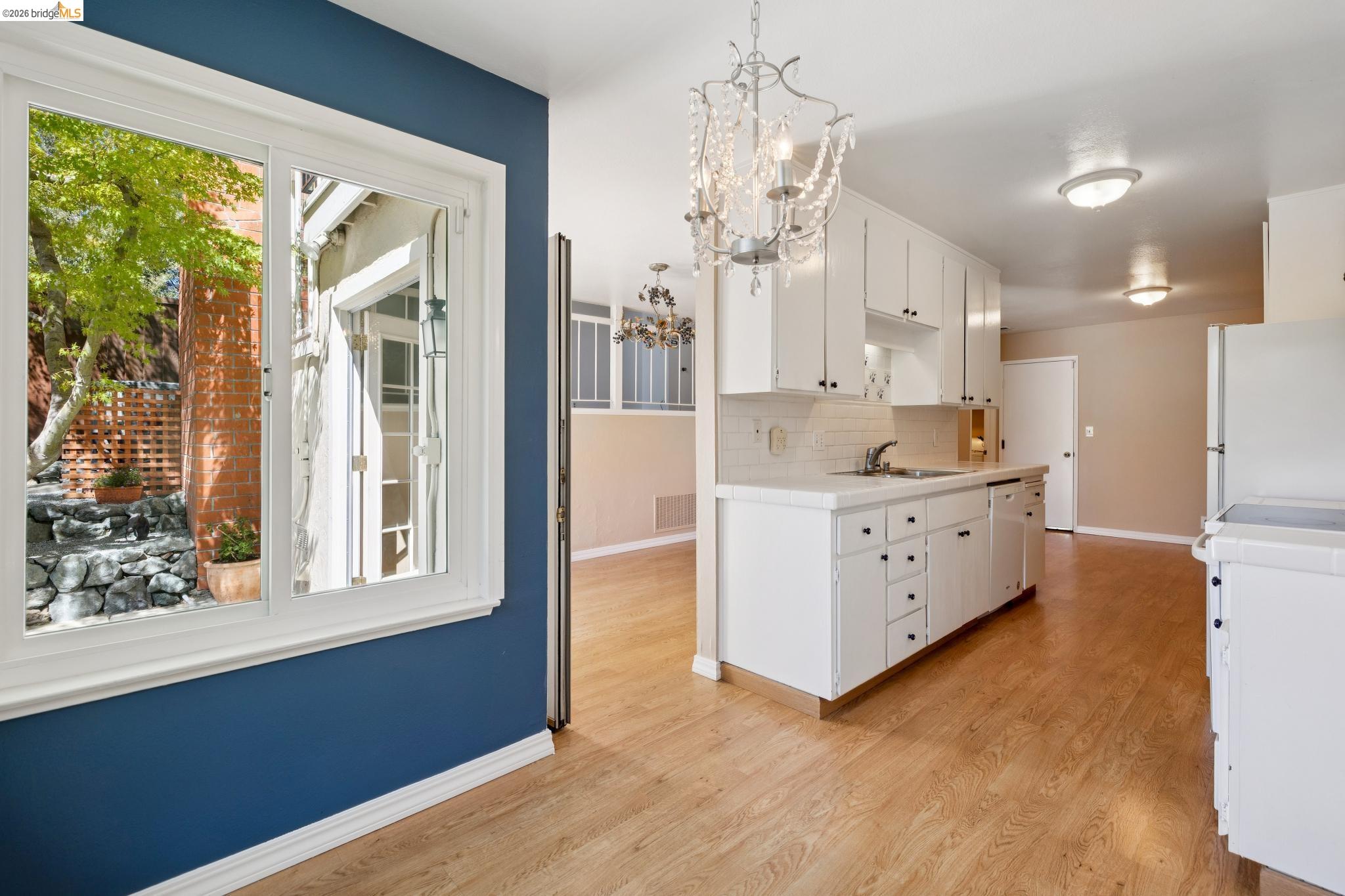 345 Kinross Dr.