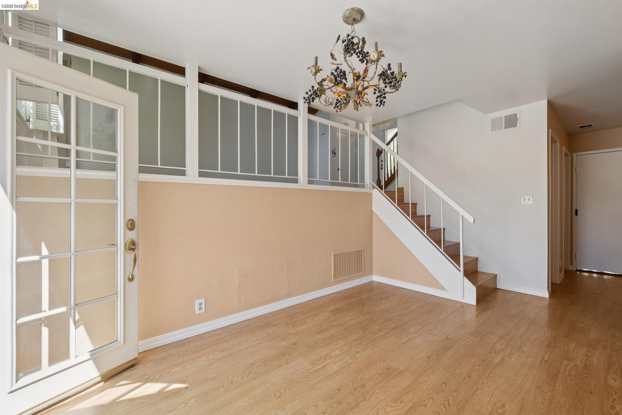 345 Kinross Dr.