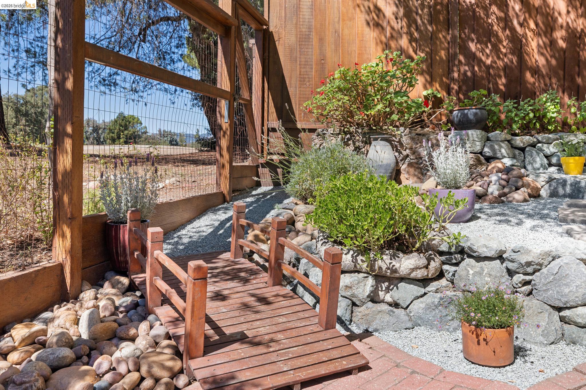 345 Kinross Dr.