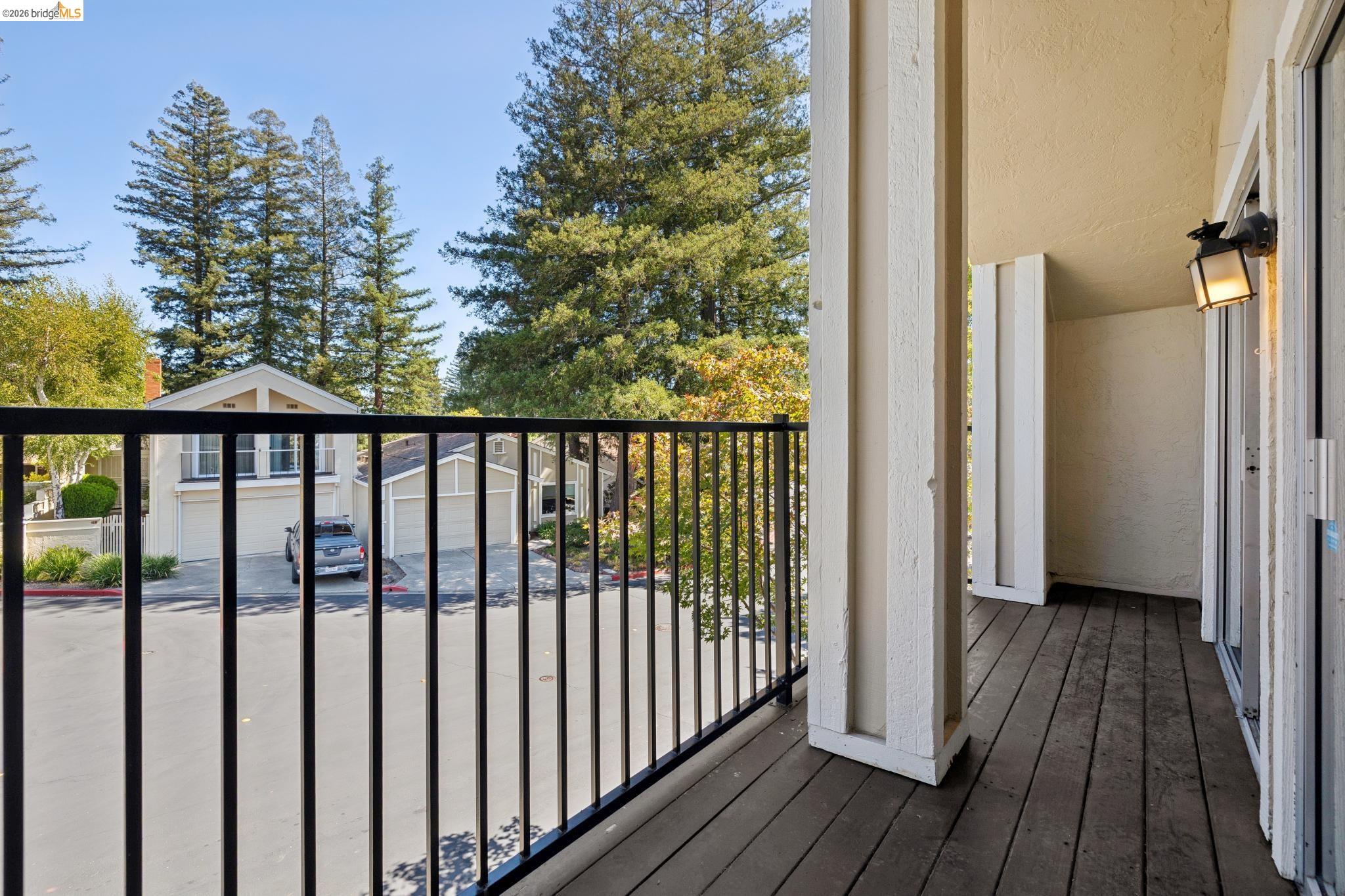 345 Kinross Dr.