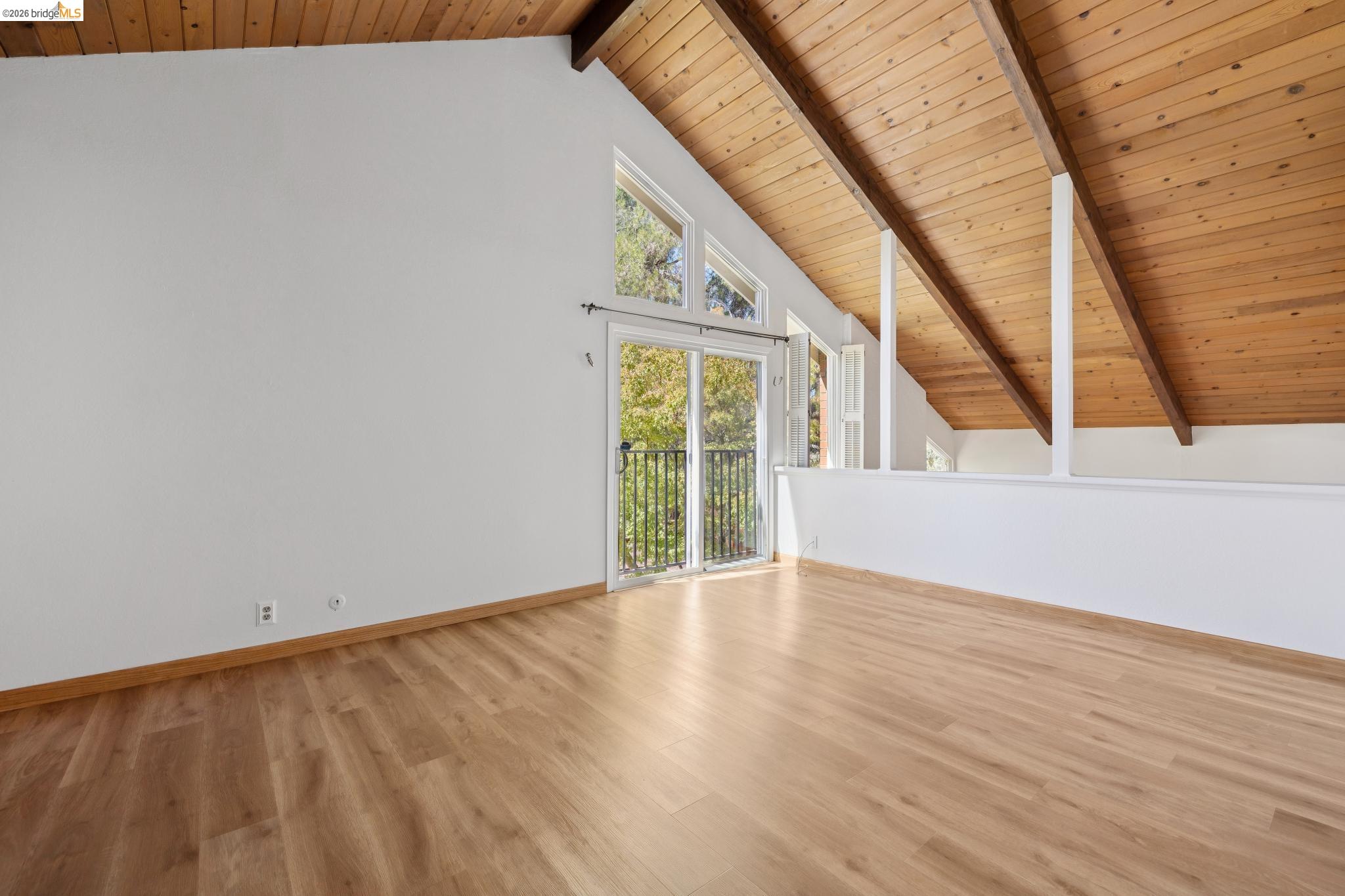 345 Kinross Dr.