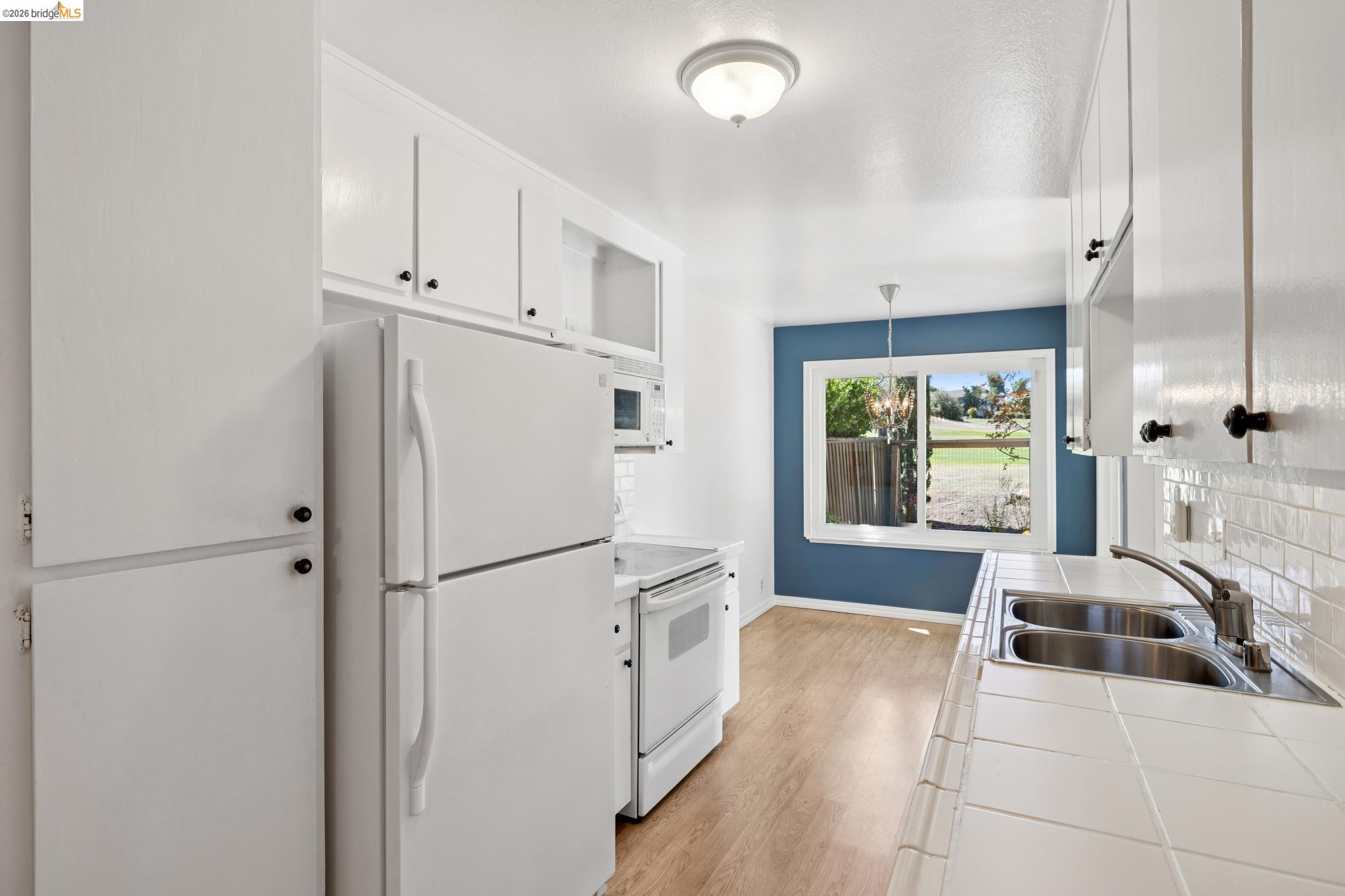 345 Kinross Dr.