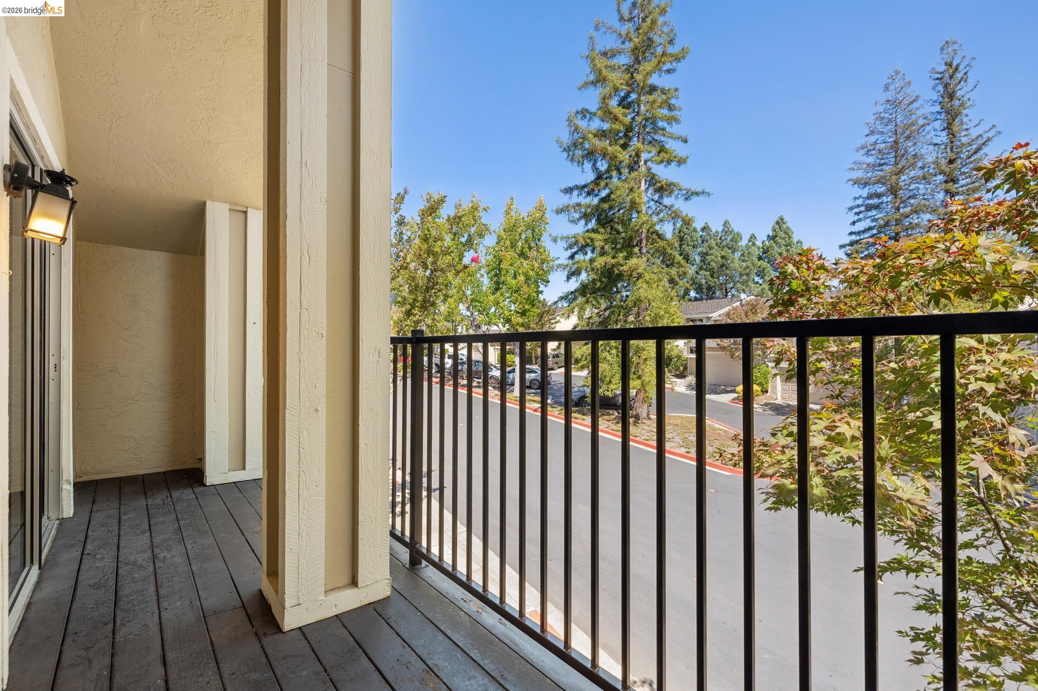 345 Kinross Dr.