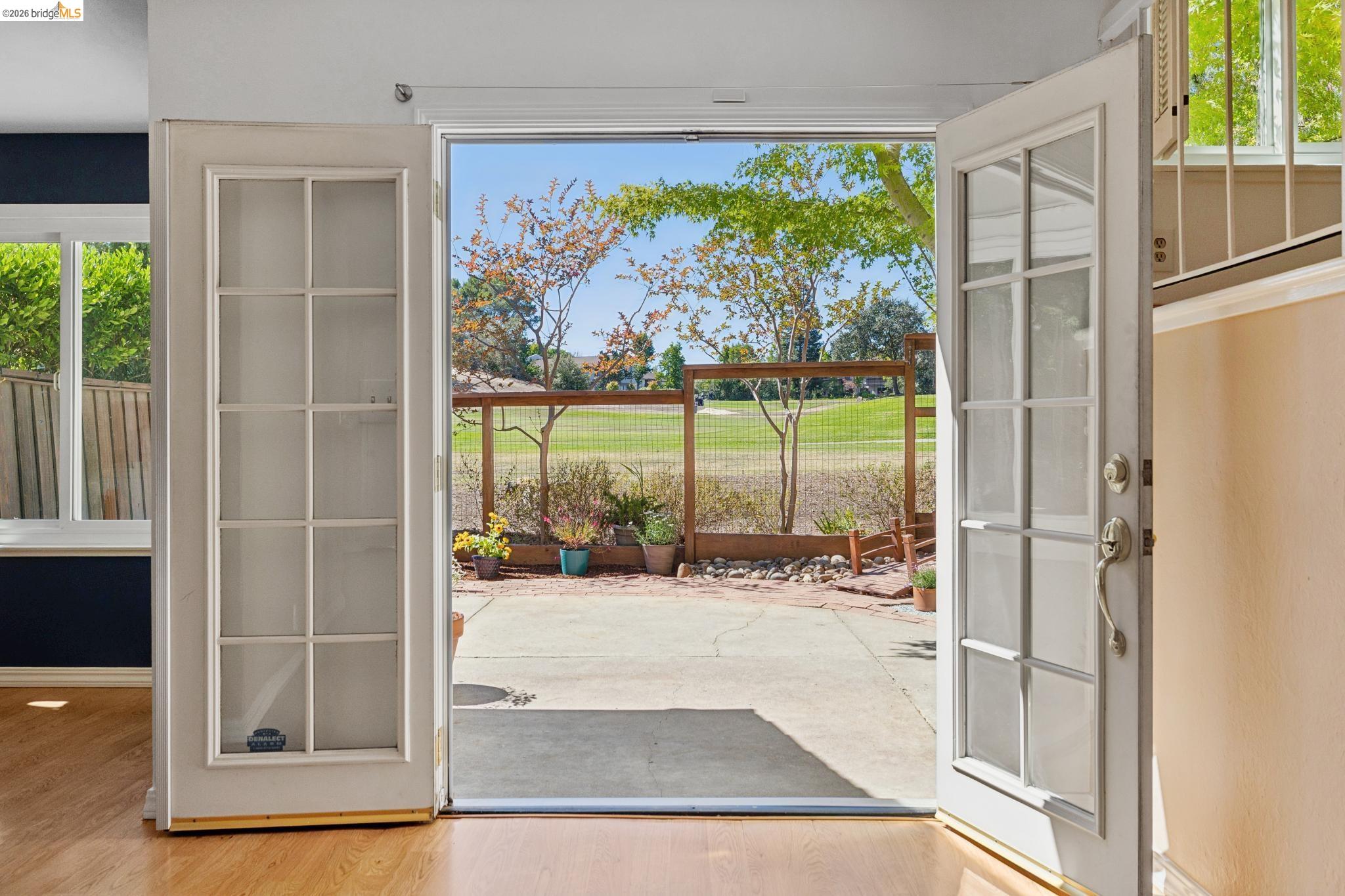 345 Kinross Dr.