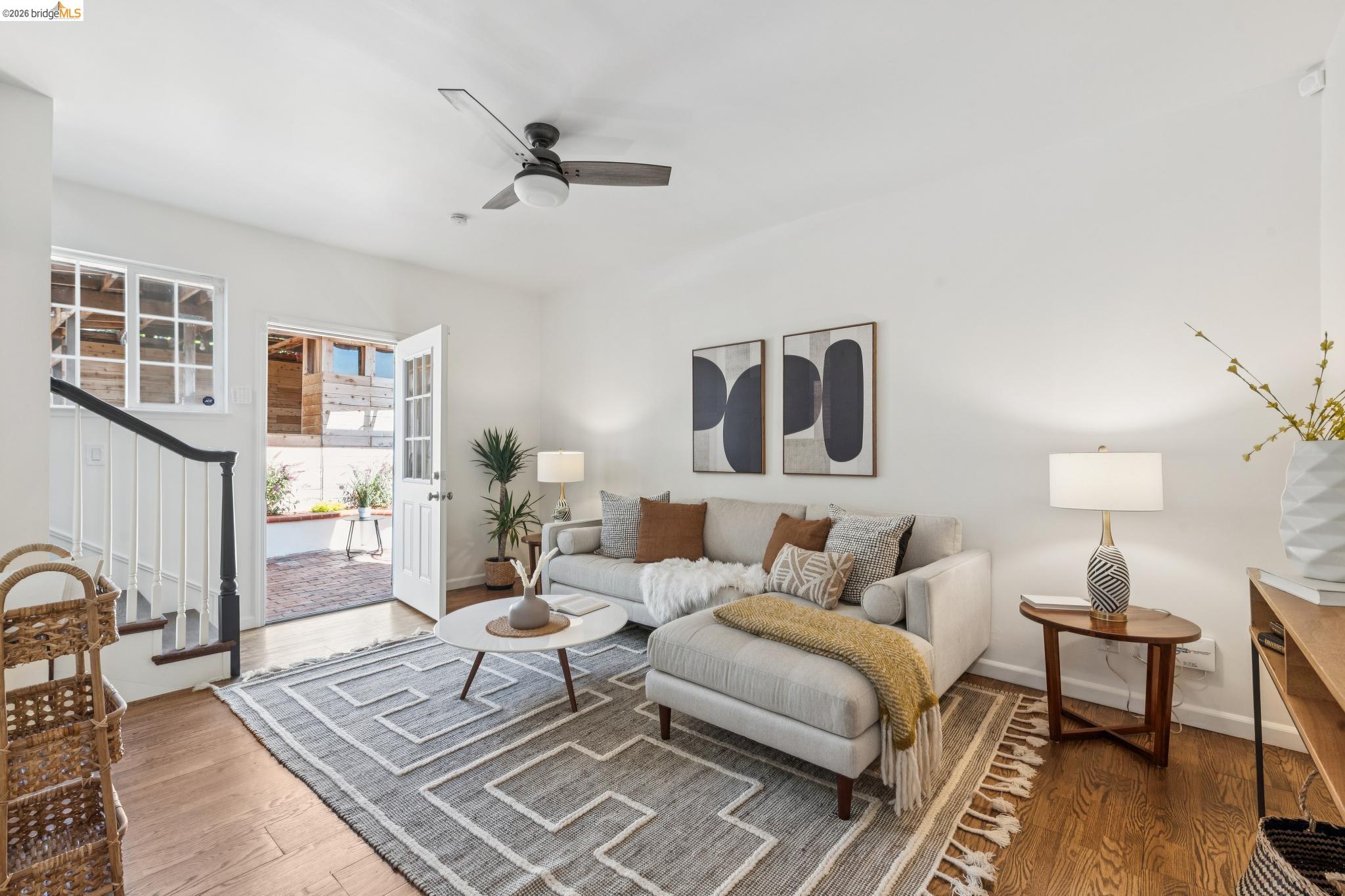 3936 Agua Vista St