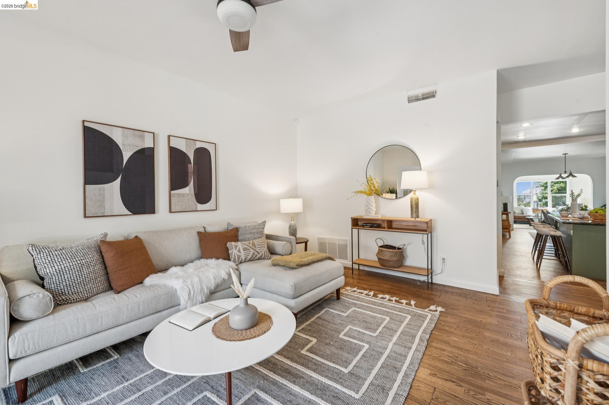 3936 Agua Vista St