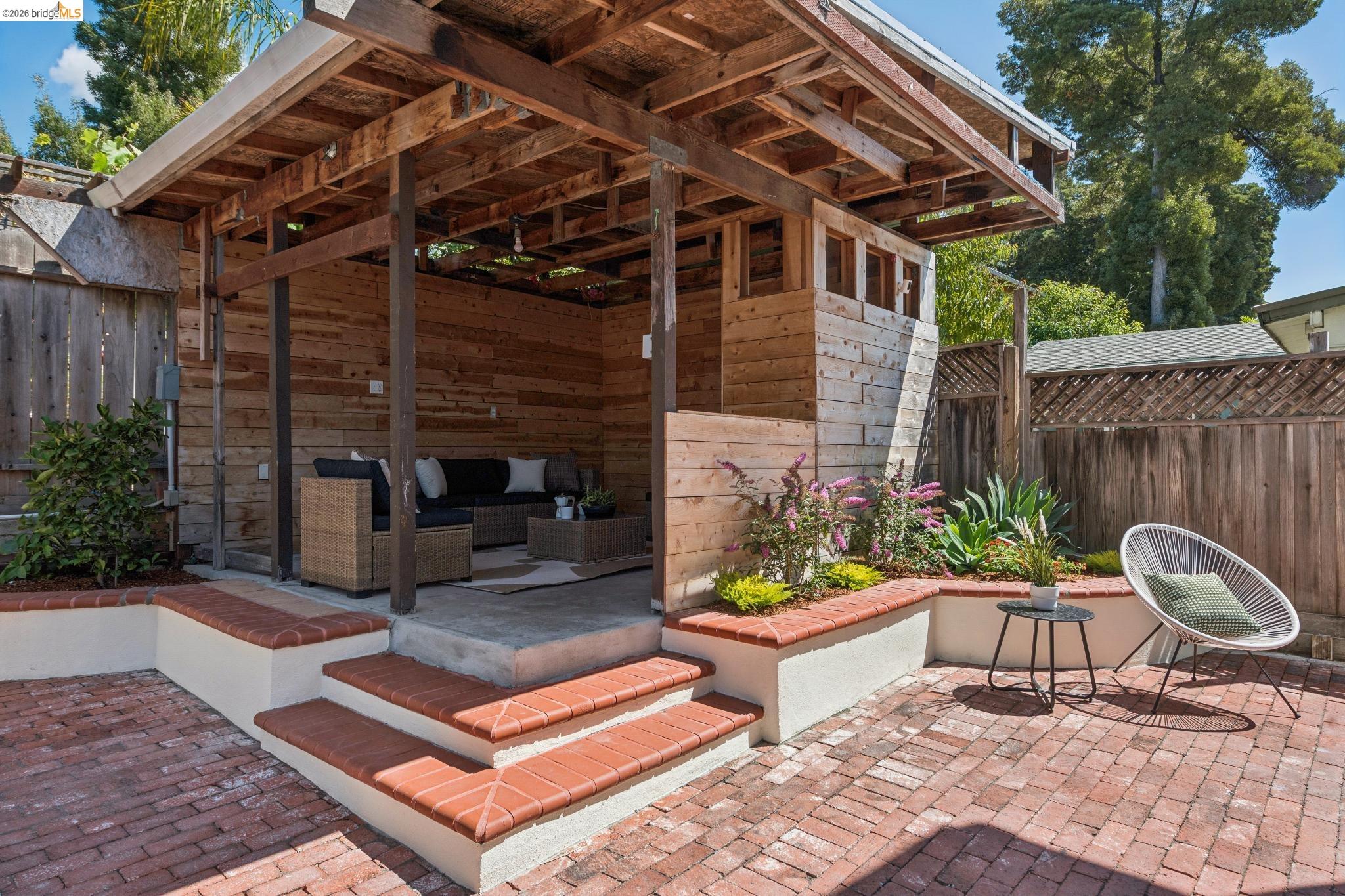 3936 Agua Vista St