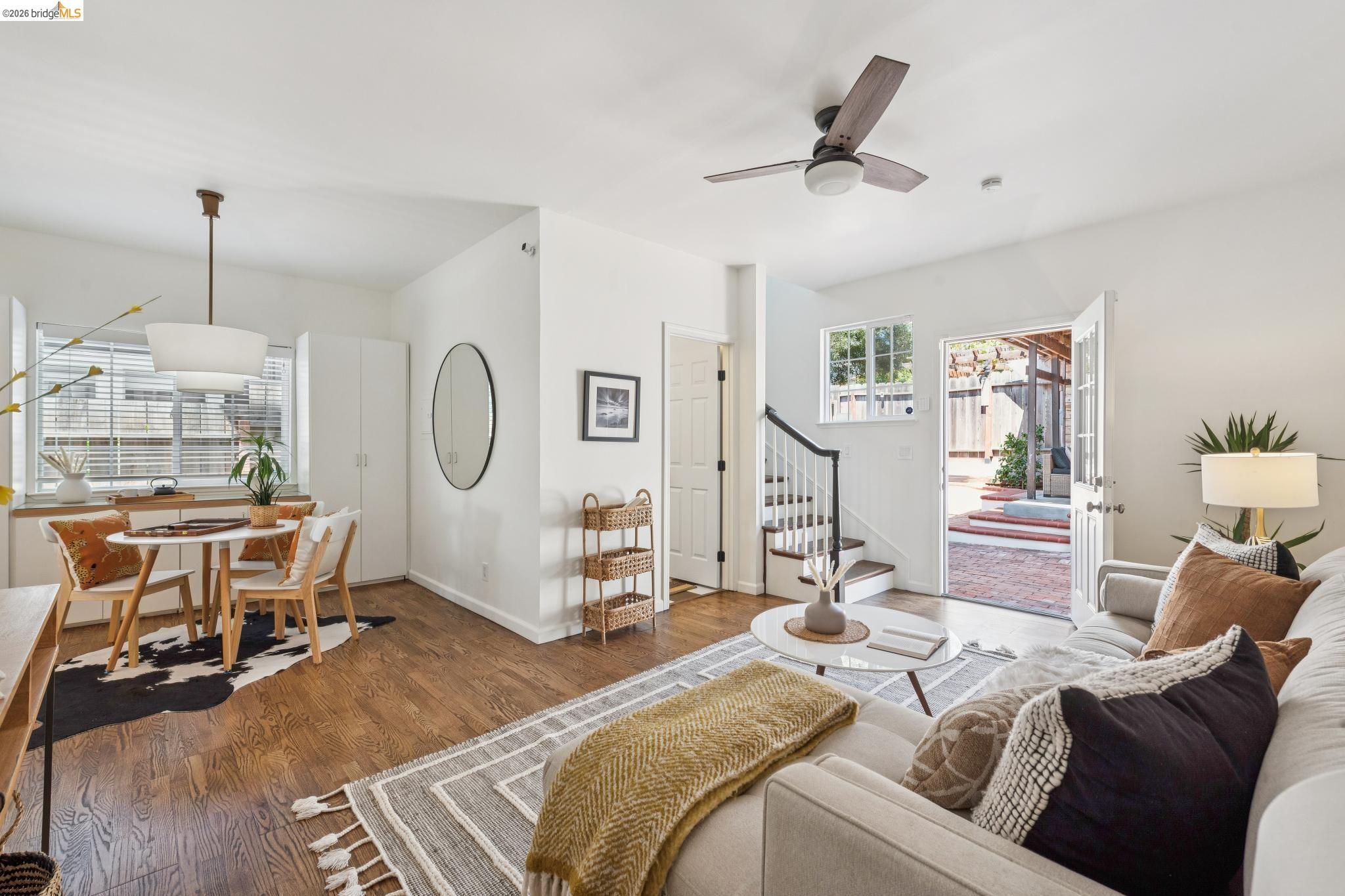 3936 Agua Vista St