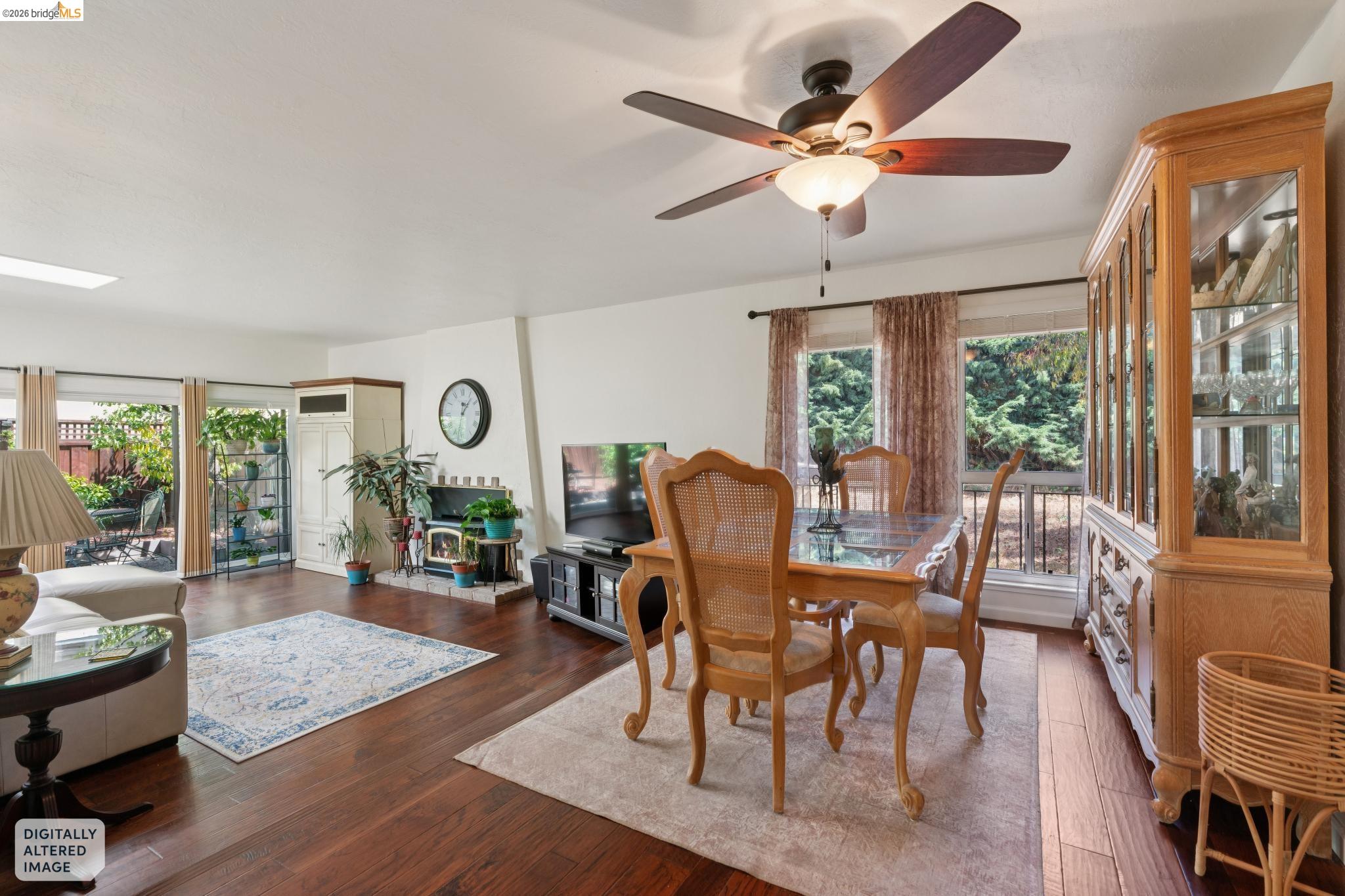 904 View Drive