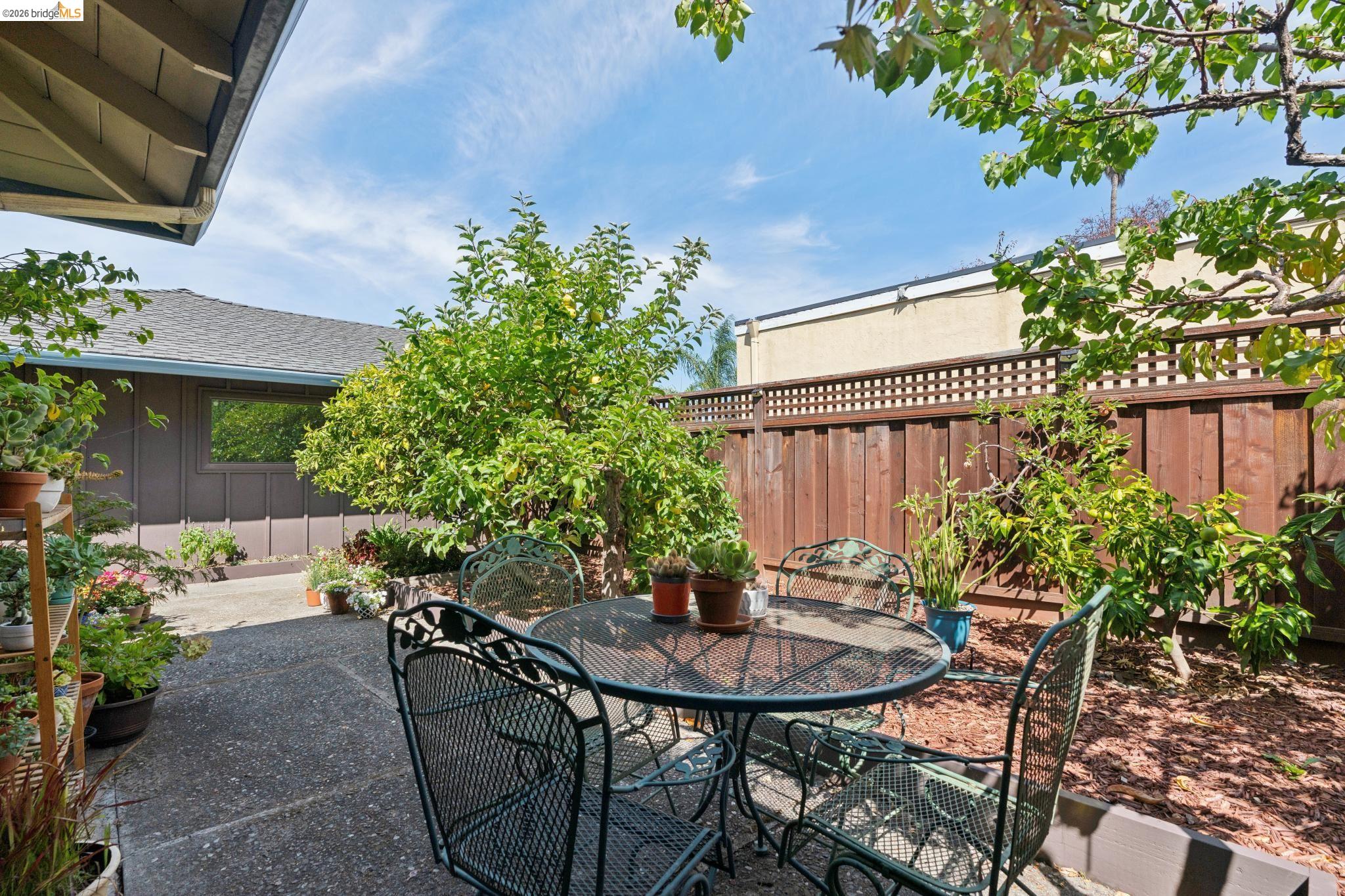 904 View Drive