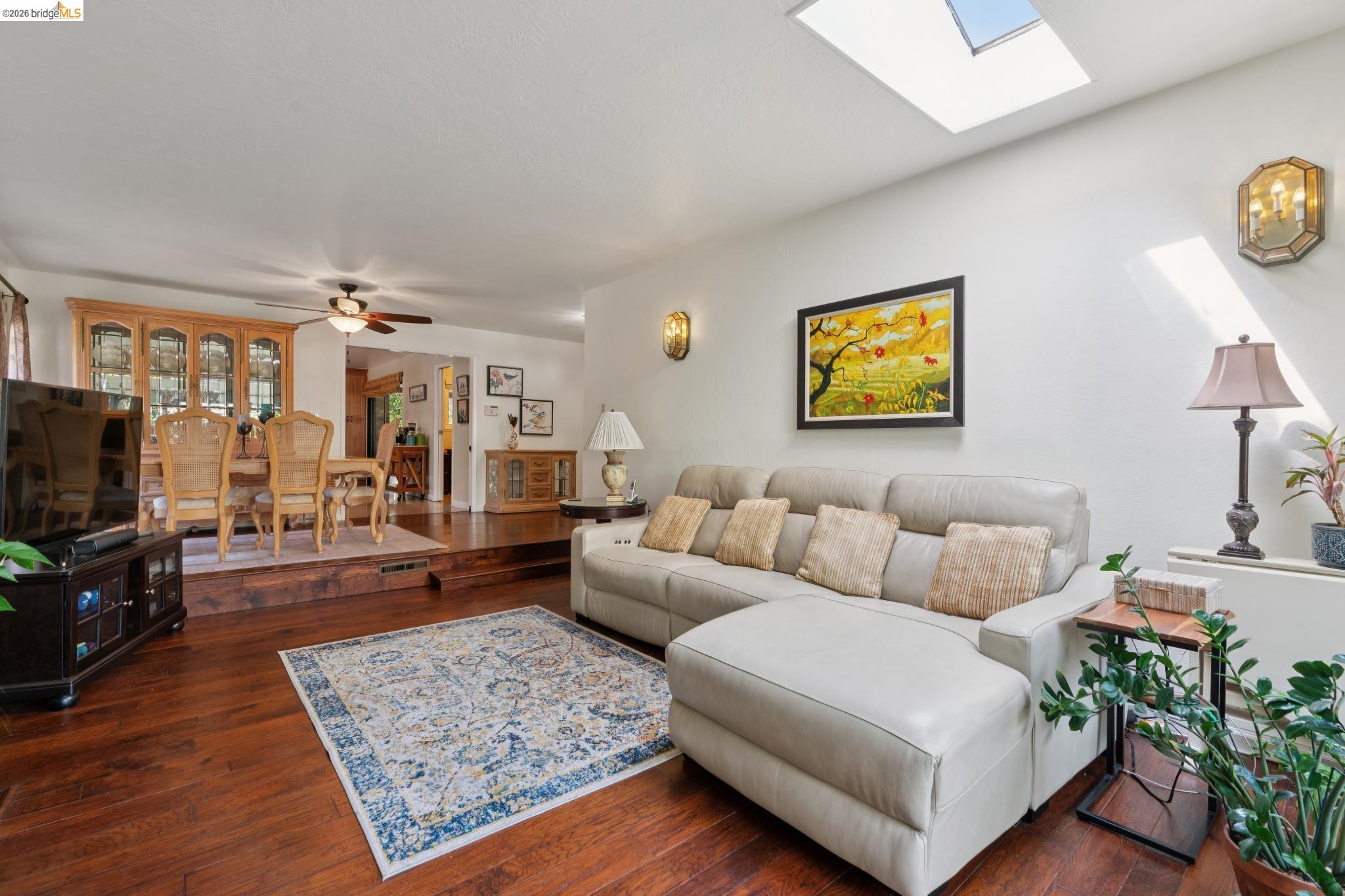 904 View Drive
