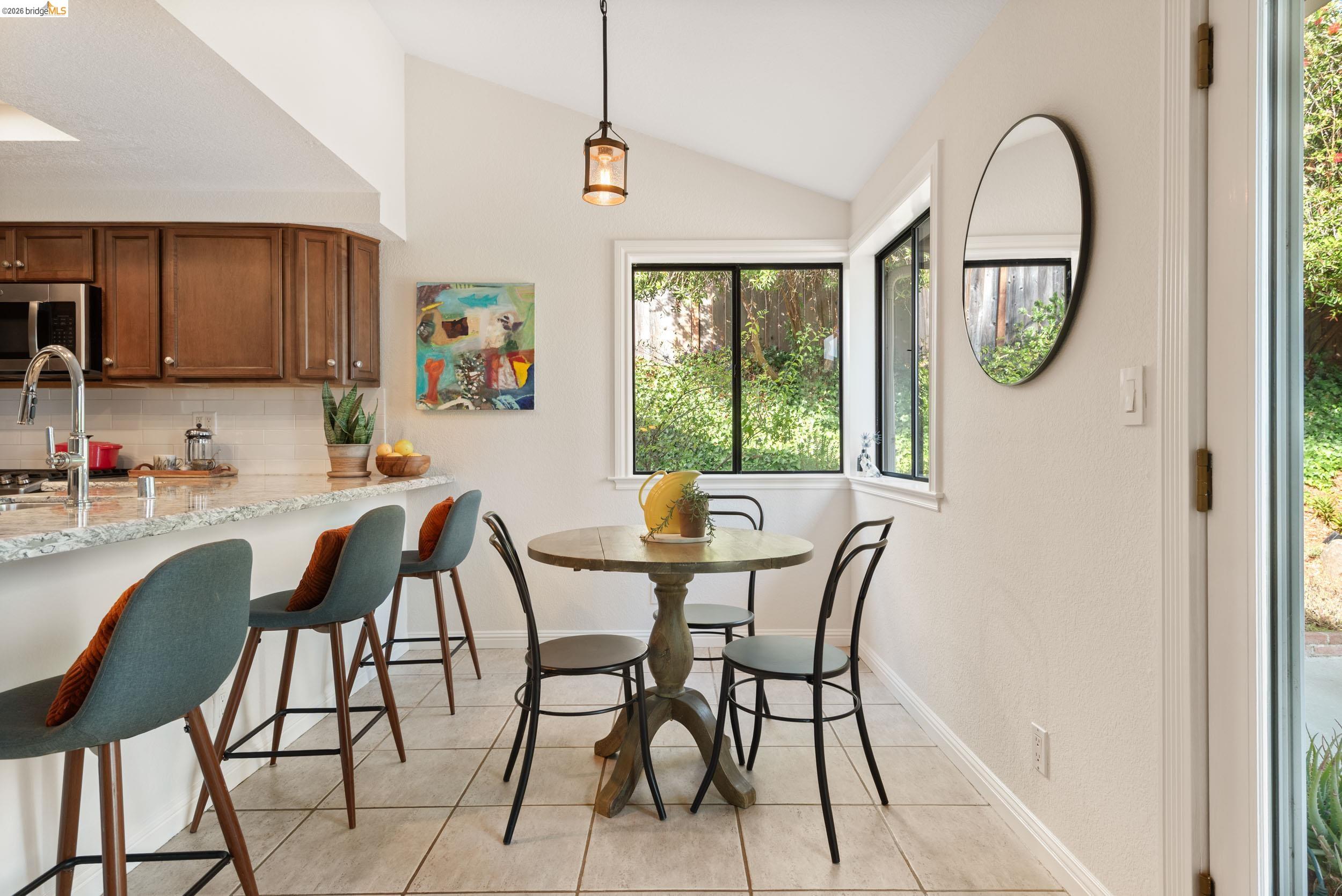 5991 Skyfarm Drive