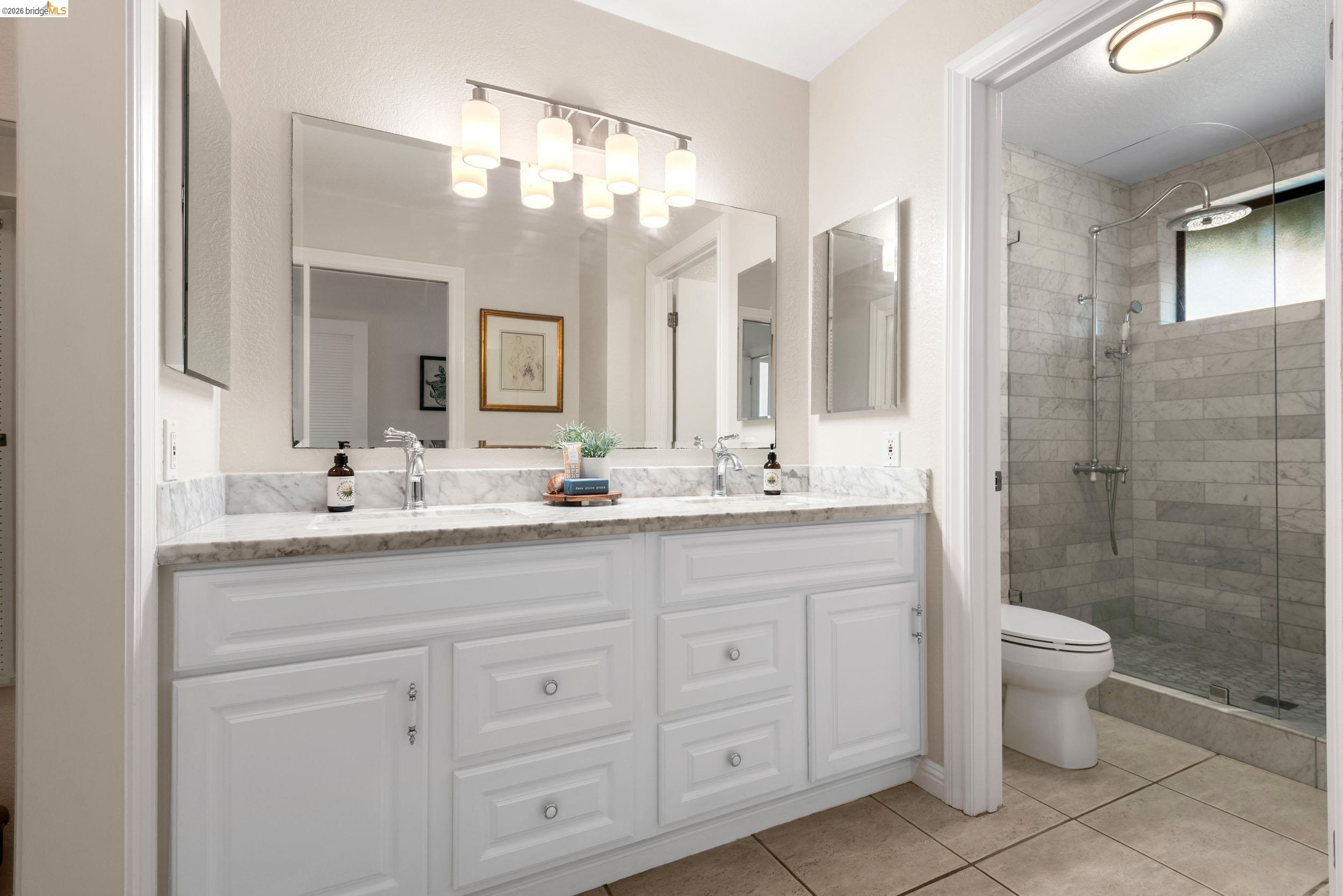 5991 Skyfarm Drive