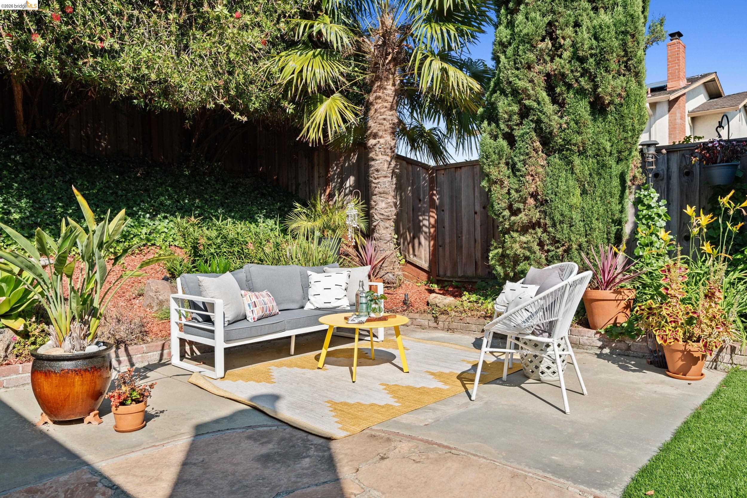 5991 Skyfarm Drive