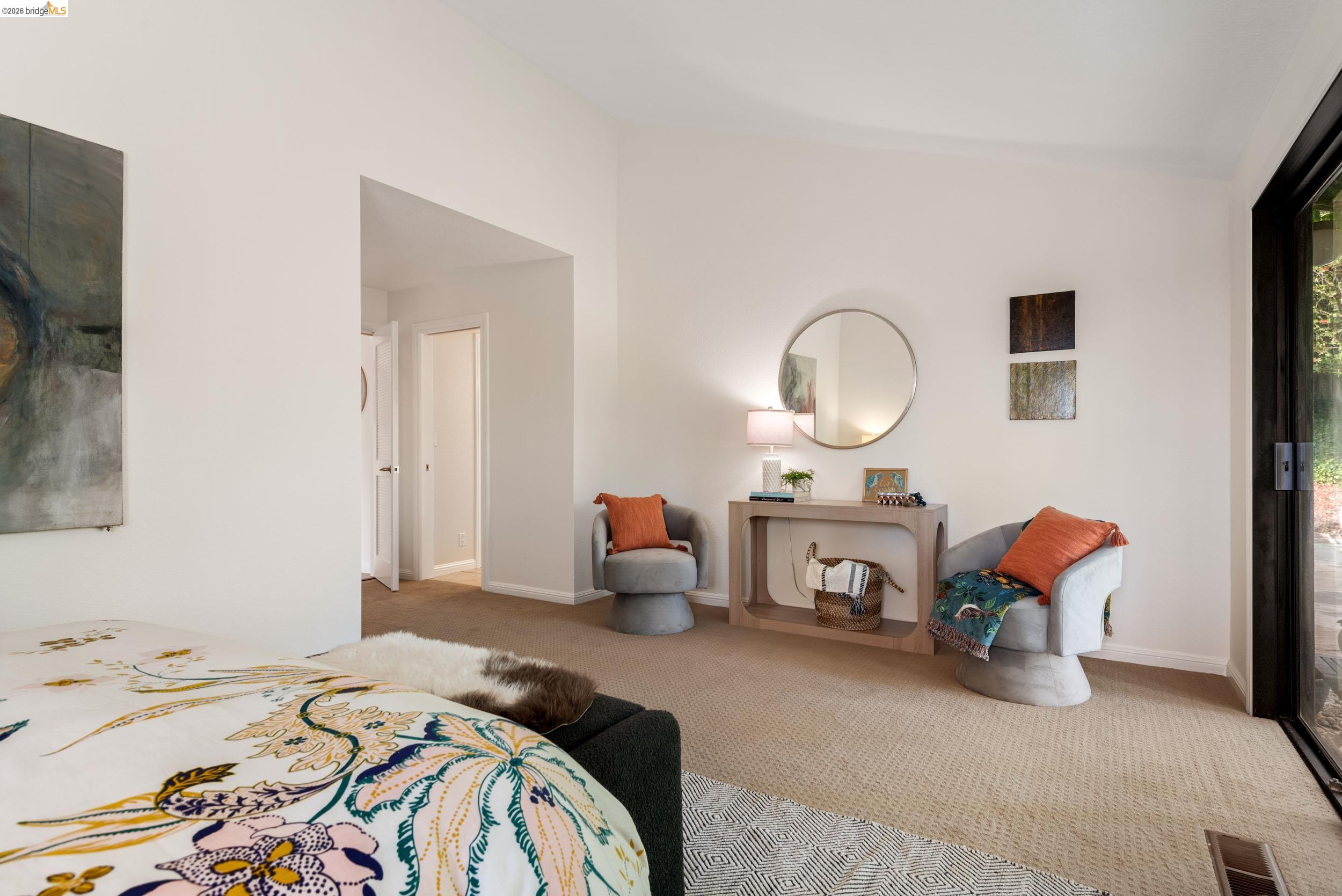 5991 Skyfarm Drive