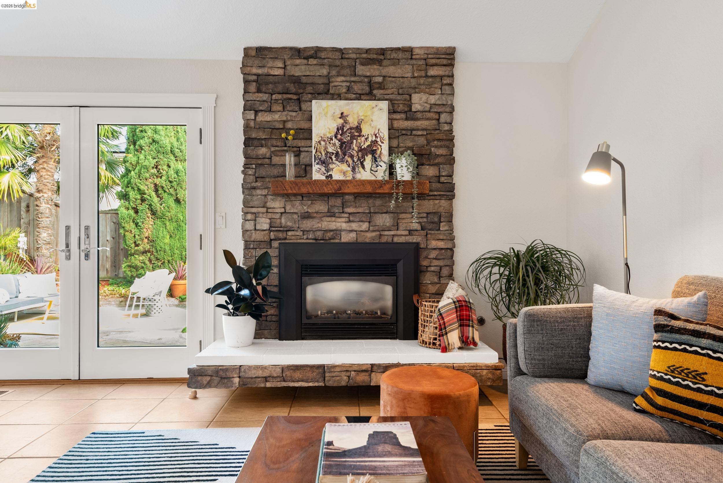 5991 Skyfarm Drive