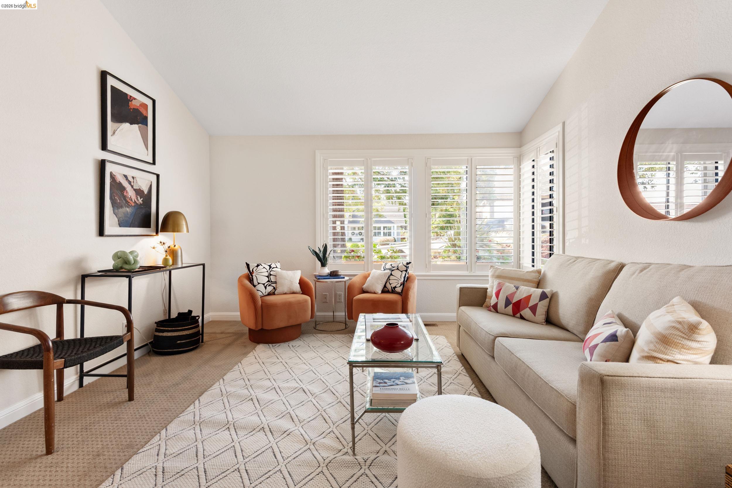 5991 Skyfarm Drive