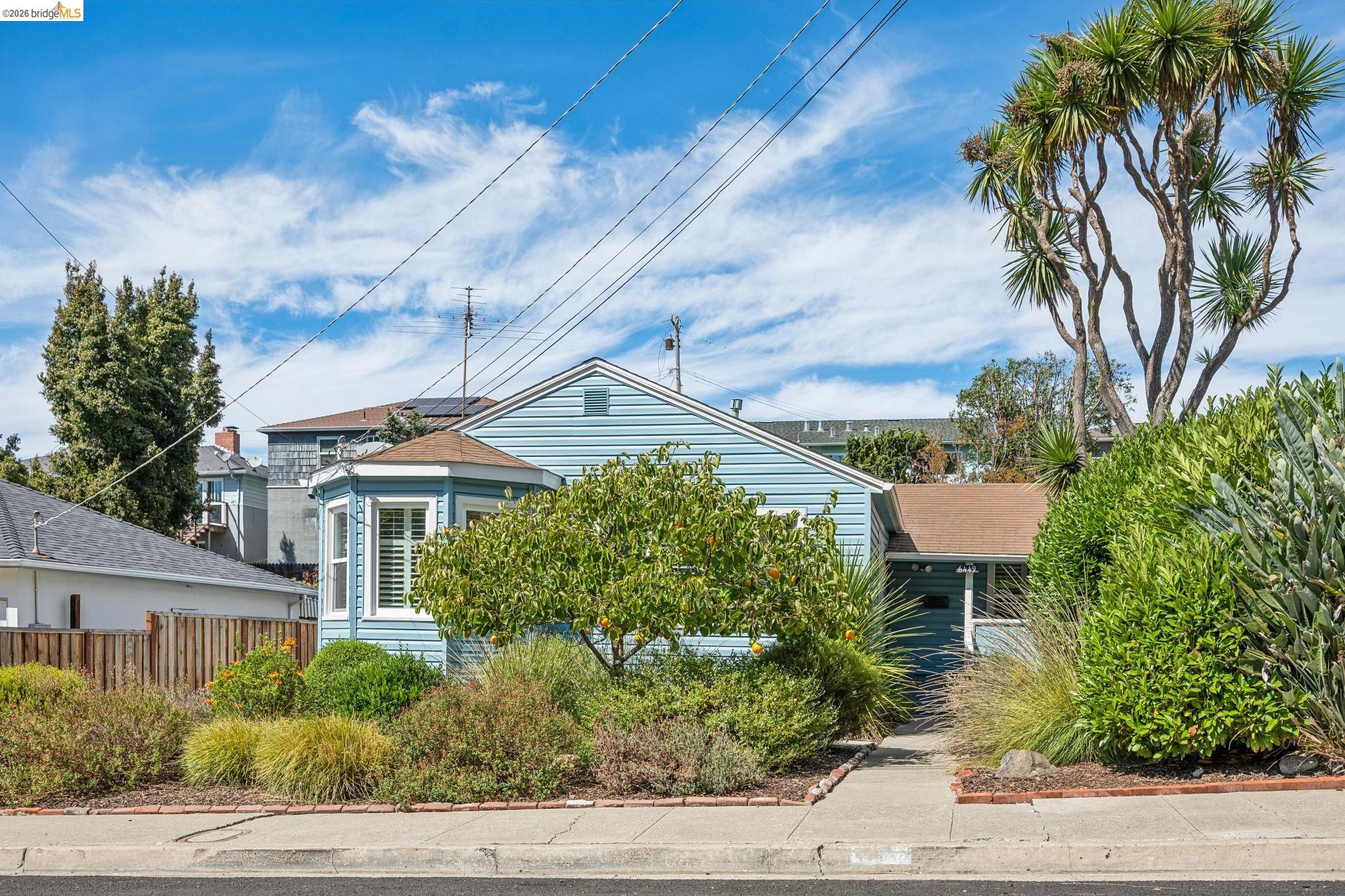 6449 Conlon Ave
