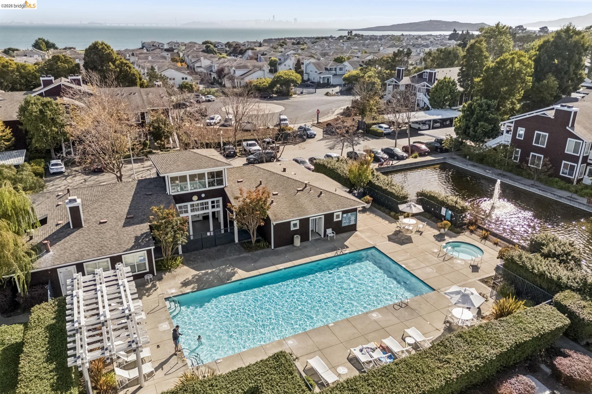 11 Bayside Ct