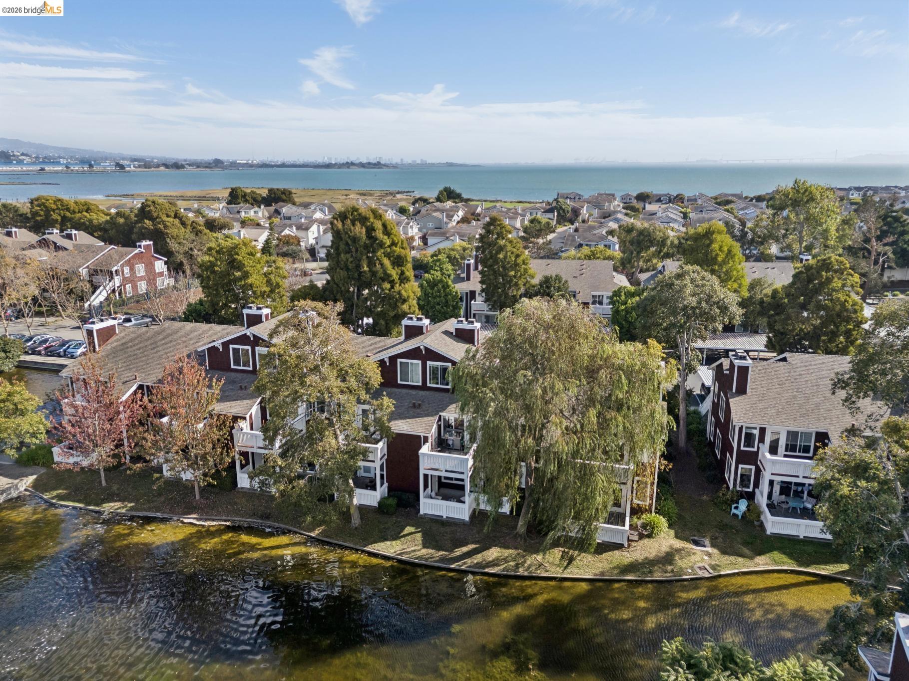 11 Bayside Ct