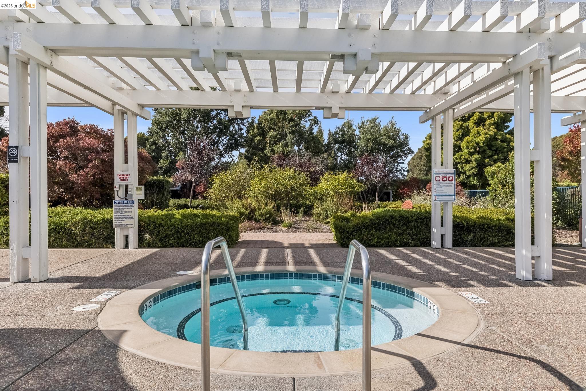 11 Bayside Ct