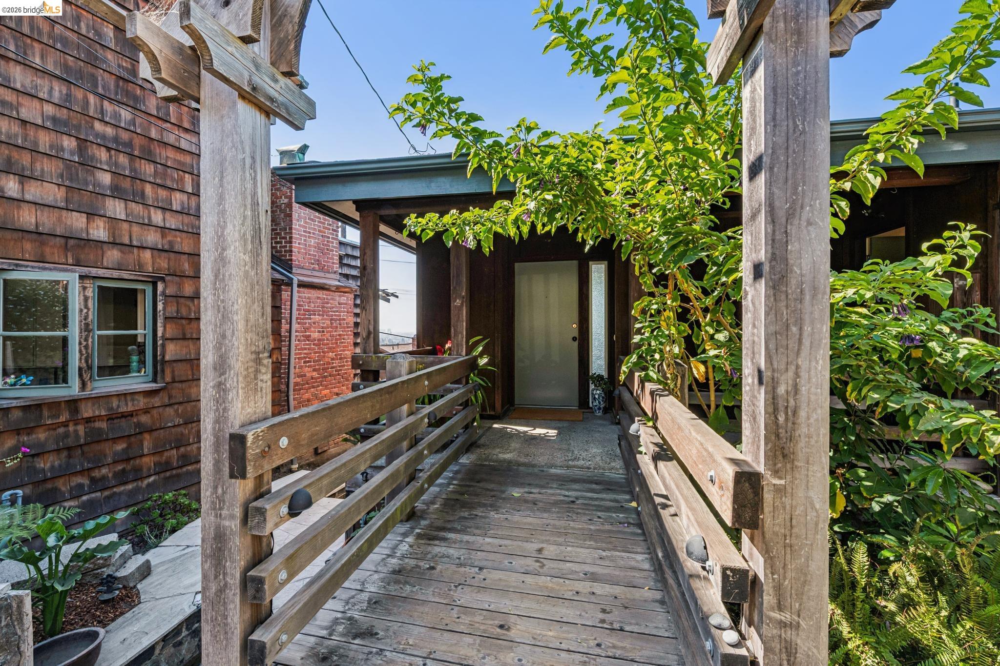 65 Panoramic Way
