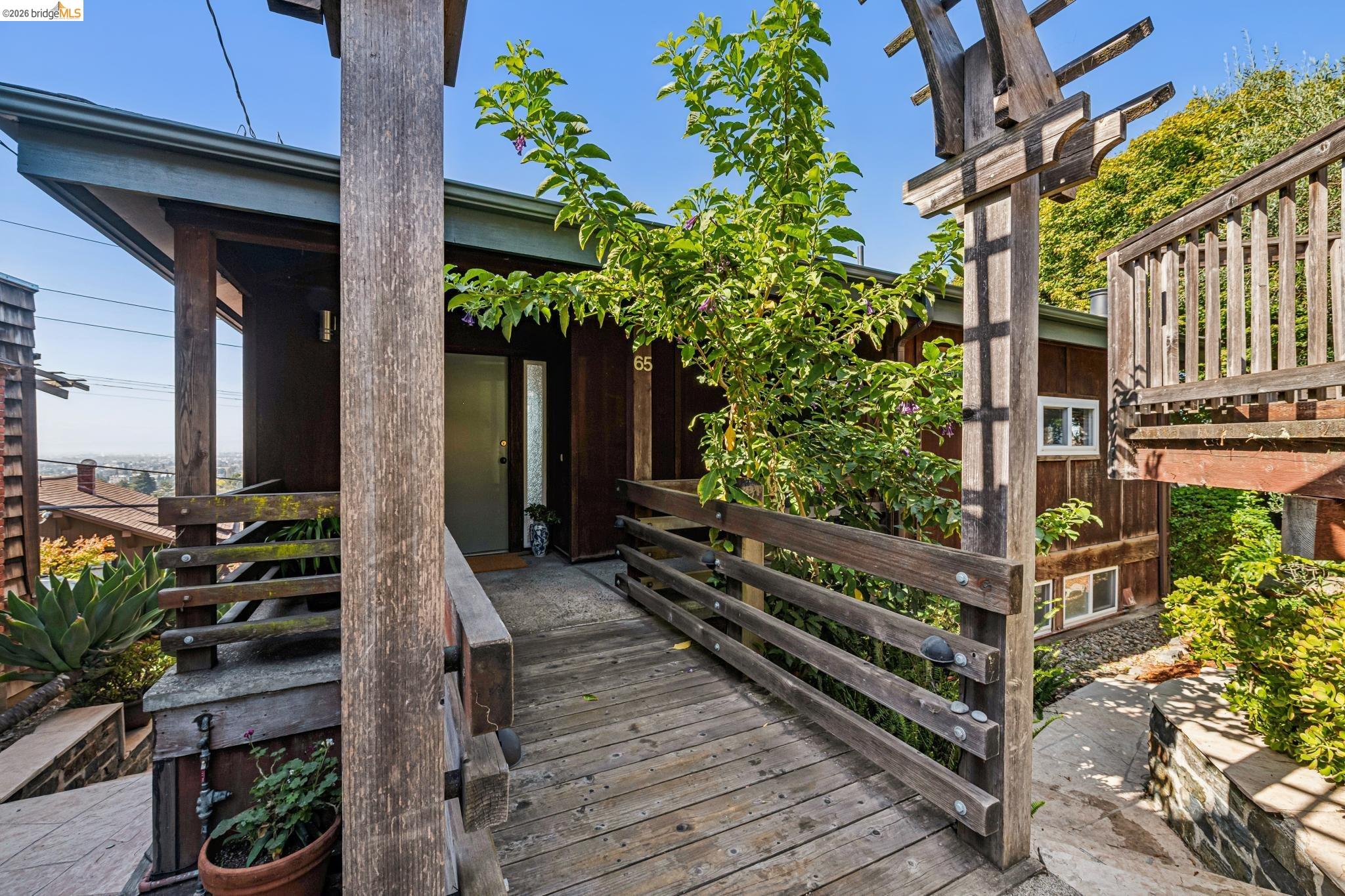 65 Panoramic Way