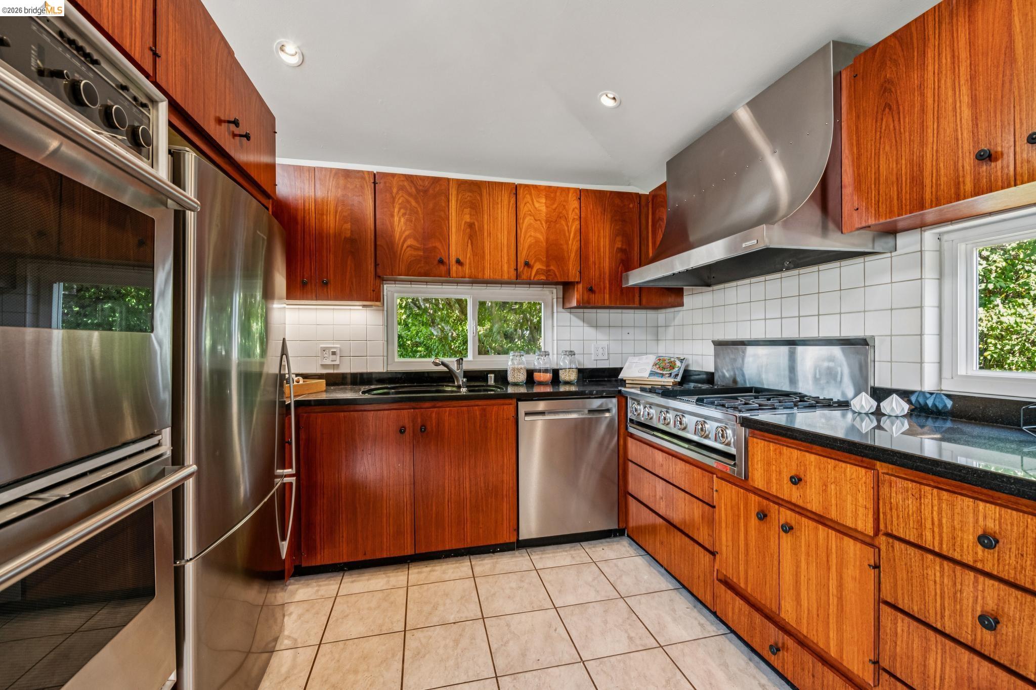 65 Panoramic Way